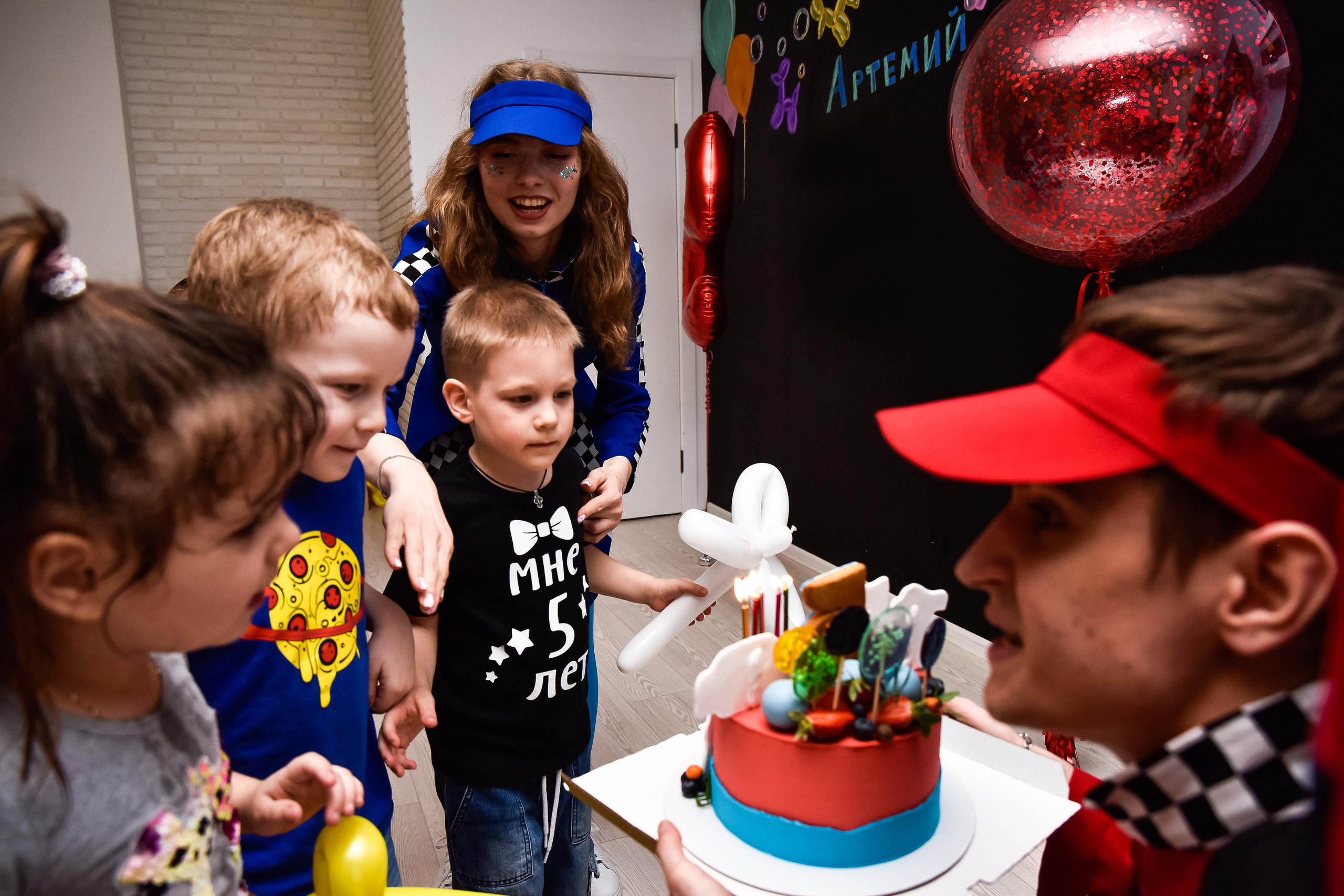 День рождение Артема 5