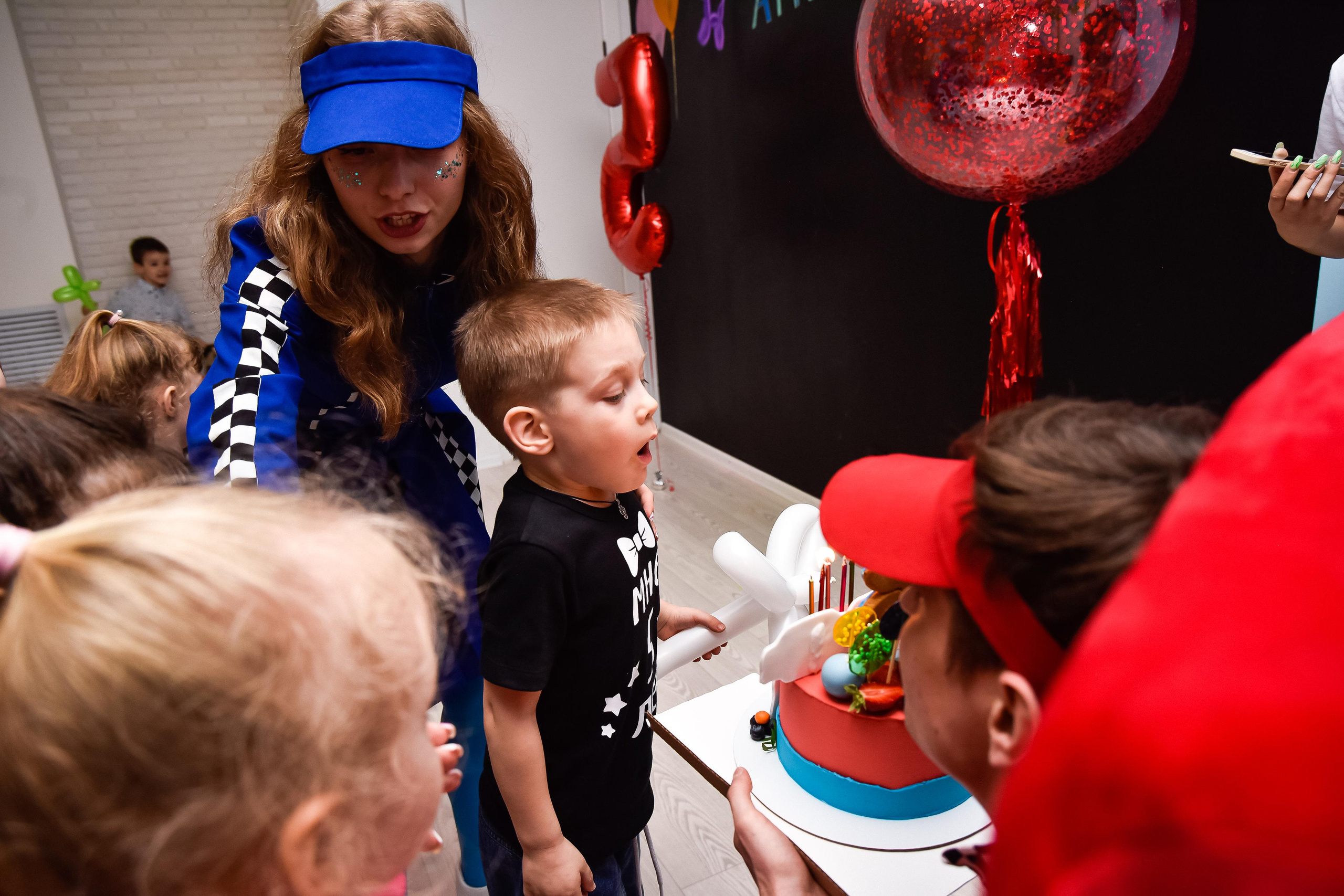 День рождение Артема 5