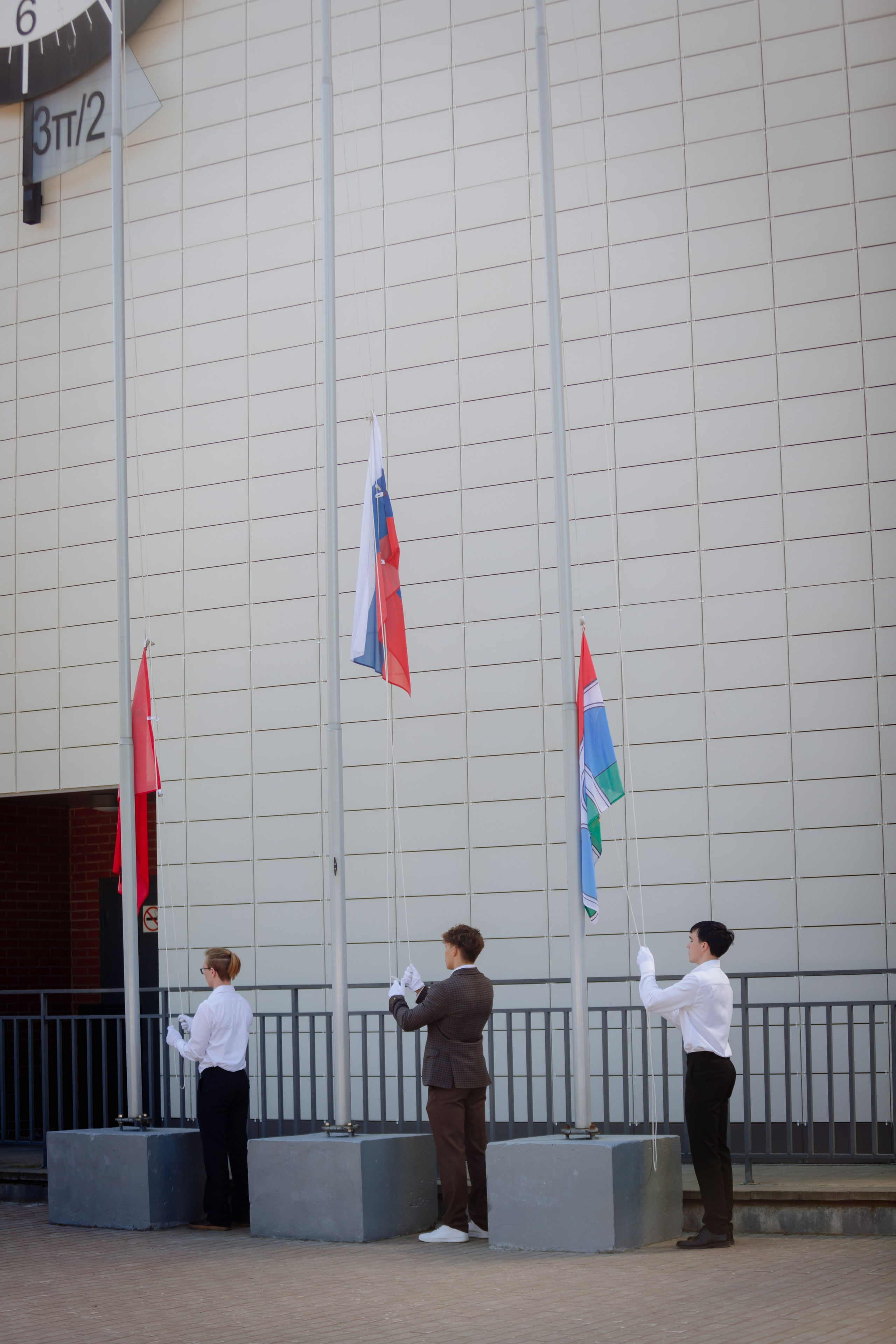 Последний звонок 2024 (2 часа фотосъемки). Профессиональный фотограф Надежда Антонова