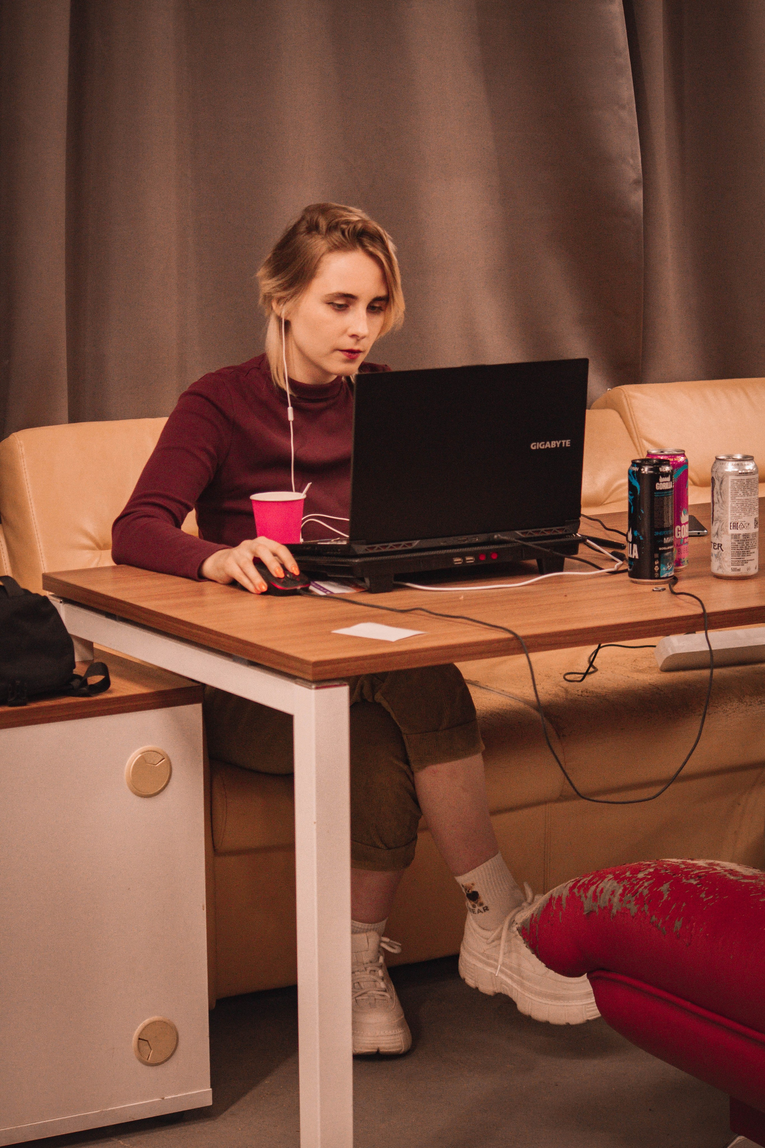 ЖЕНСКИЙ ГЕЙМДЖЕМ — Творческий сбор разработчиц. Создадим шедевр? Виталина и её фотоискусство