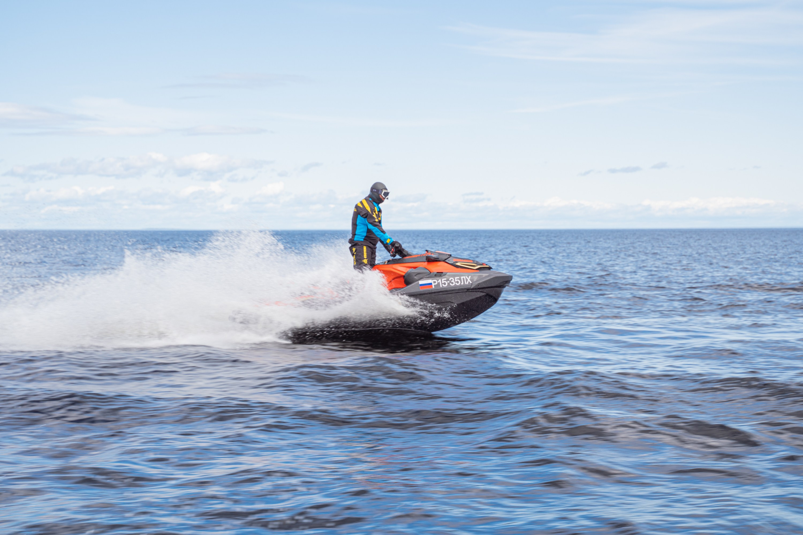 Гидровыезд в Коневский мужской монастырь. Свадебный, семейный, портретный, репортажный фотограф в Санкт-Петербурге