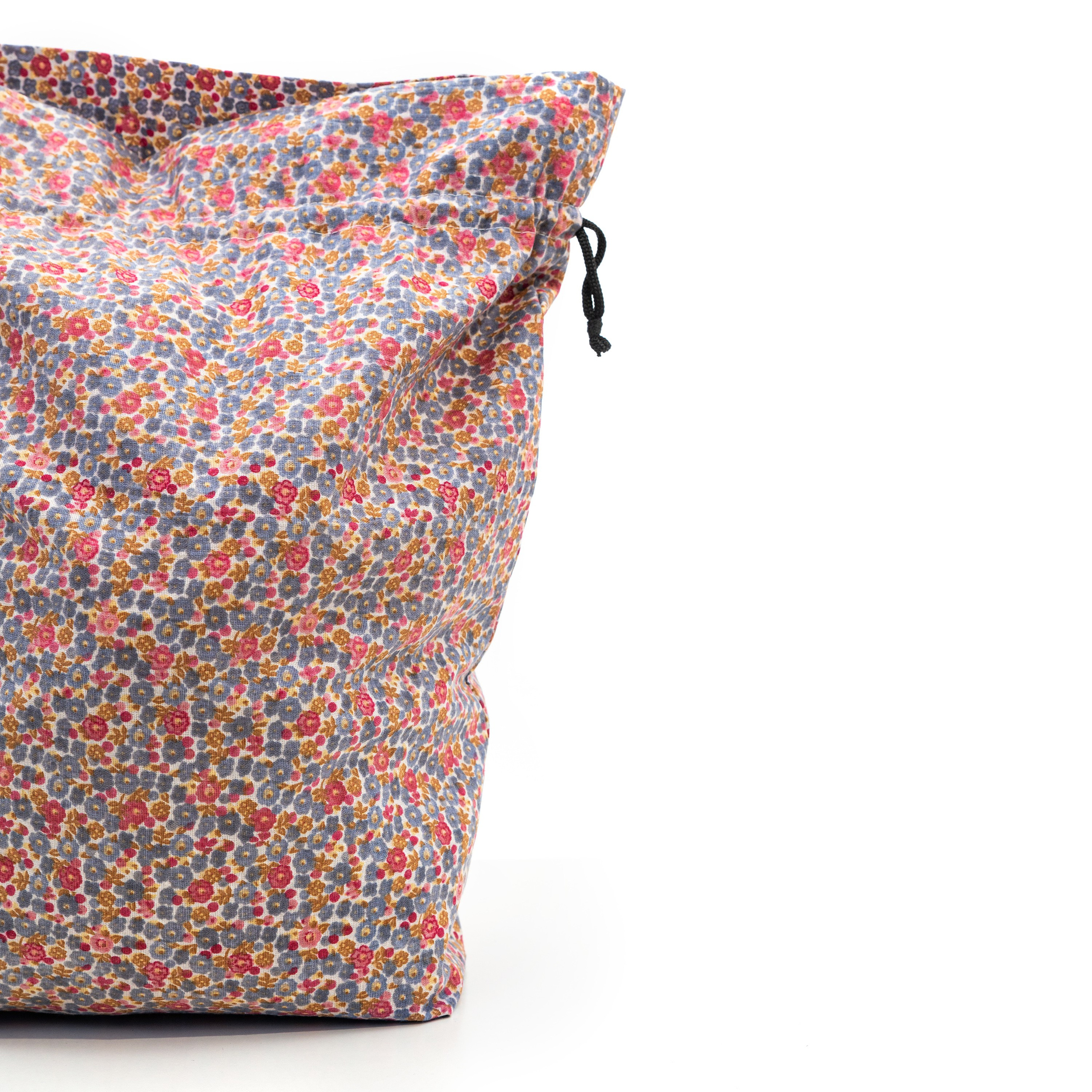 Маркетплейс. Предметный и репортажный фотограф в Москве