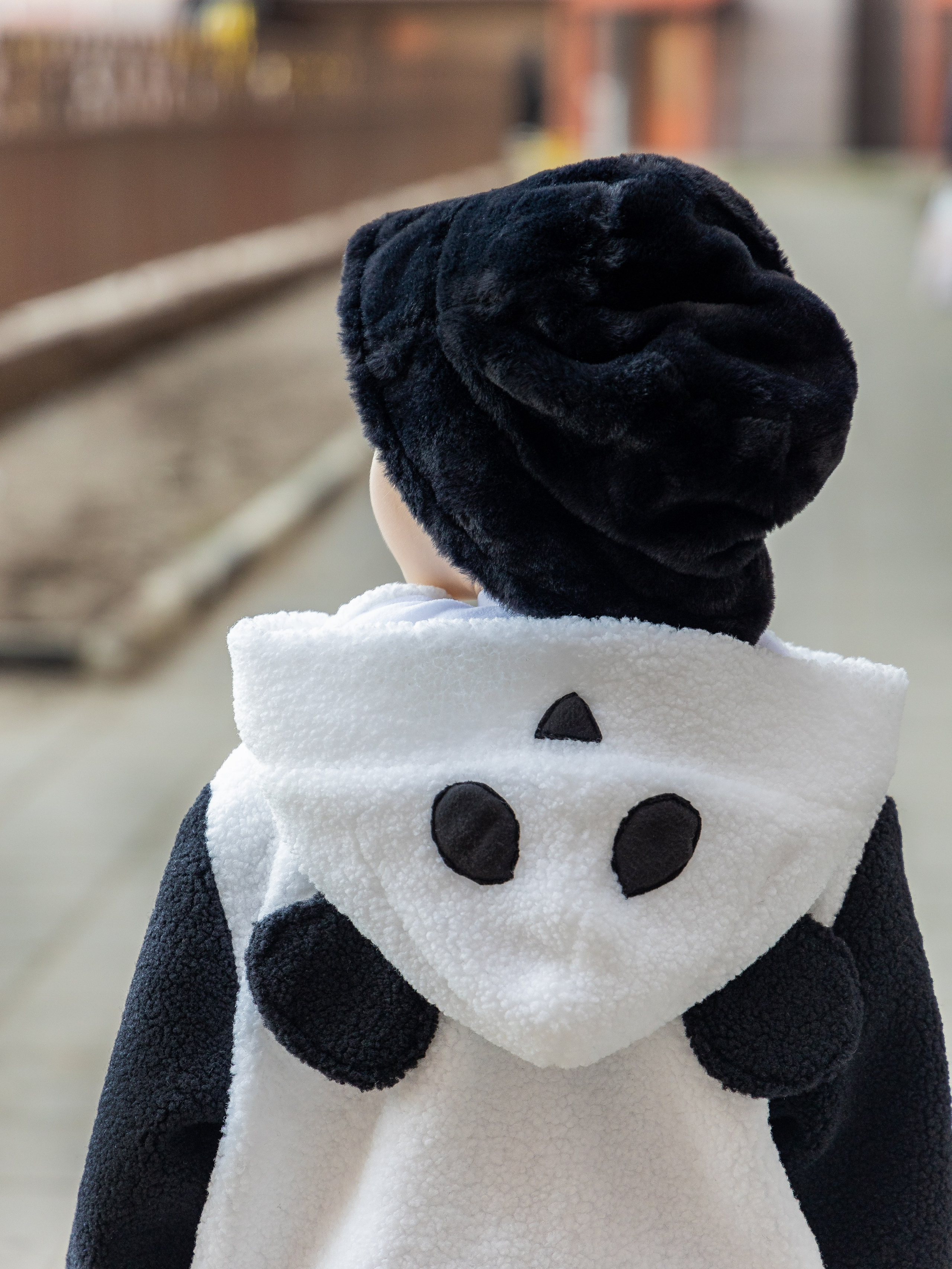 Меховая куртка для девочек. Фотограф для маркетплейсов, фотоуслуги в Жуковском Татьяна Марсуверских