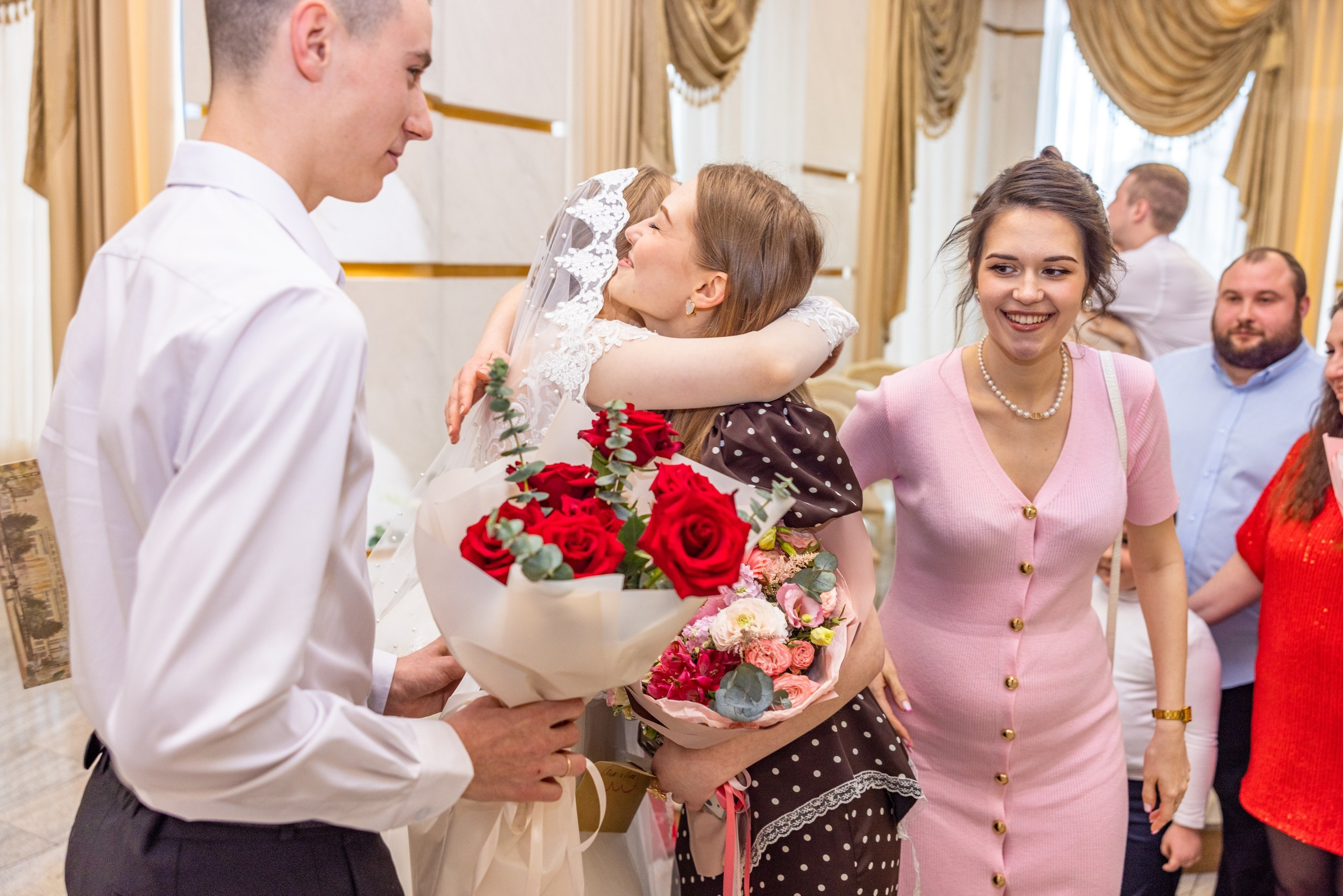 Пример одной свадьбы ЗАГС, ресторан. Фотограф в Туле Крупский АнДРей. Фотостудия «КАДР71» в Туле