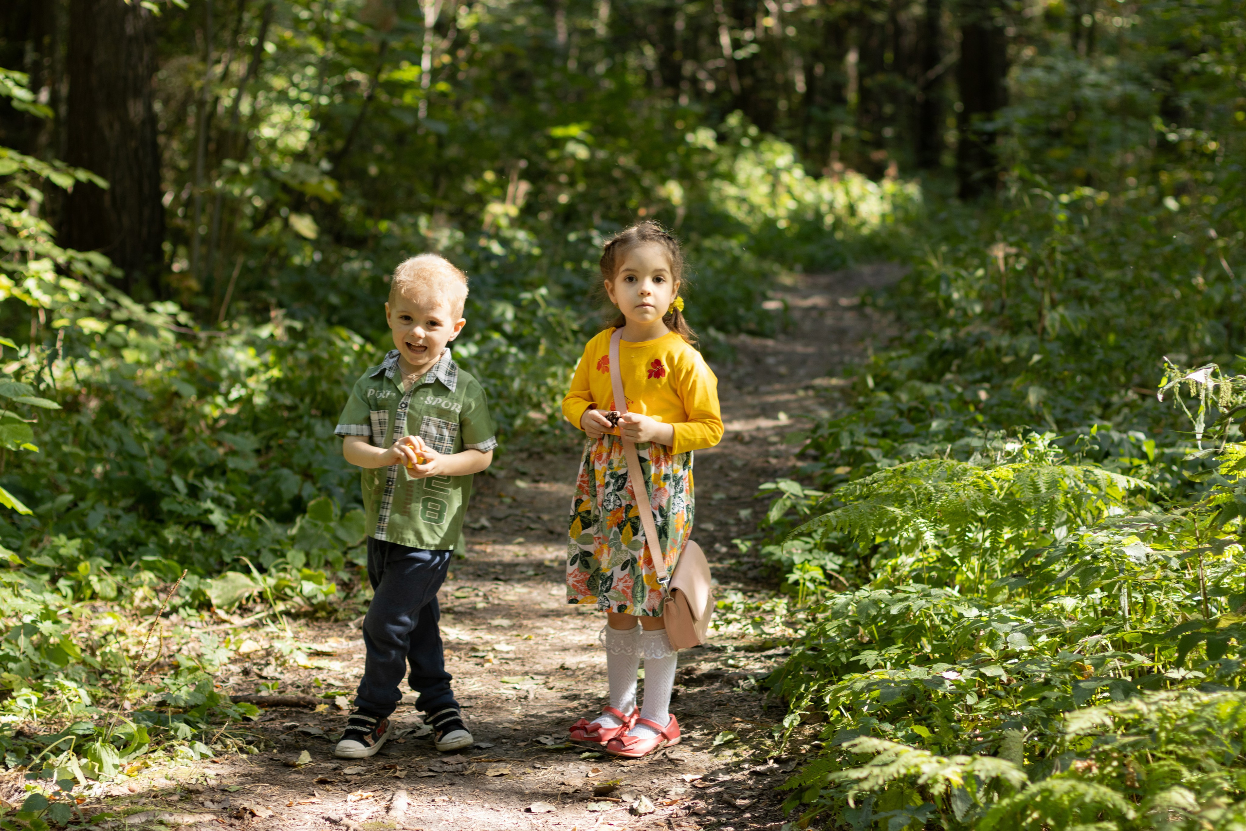 Саша и Маша лесная прогулка. Главная