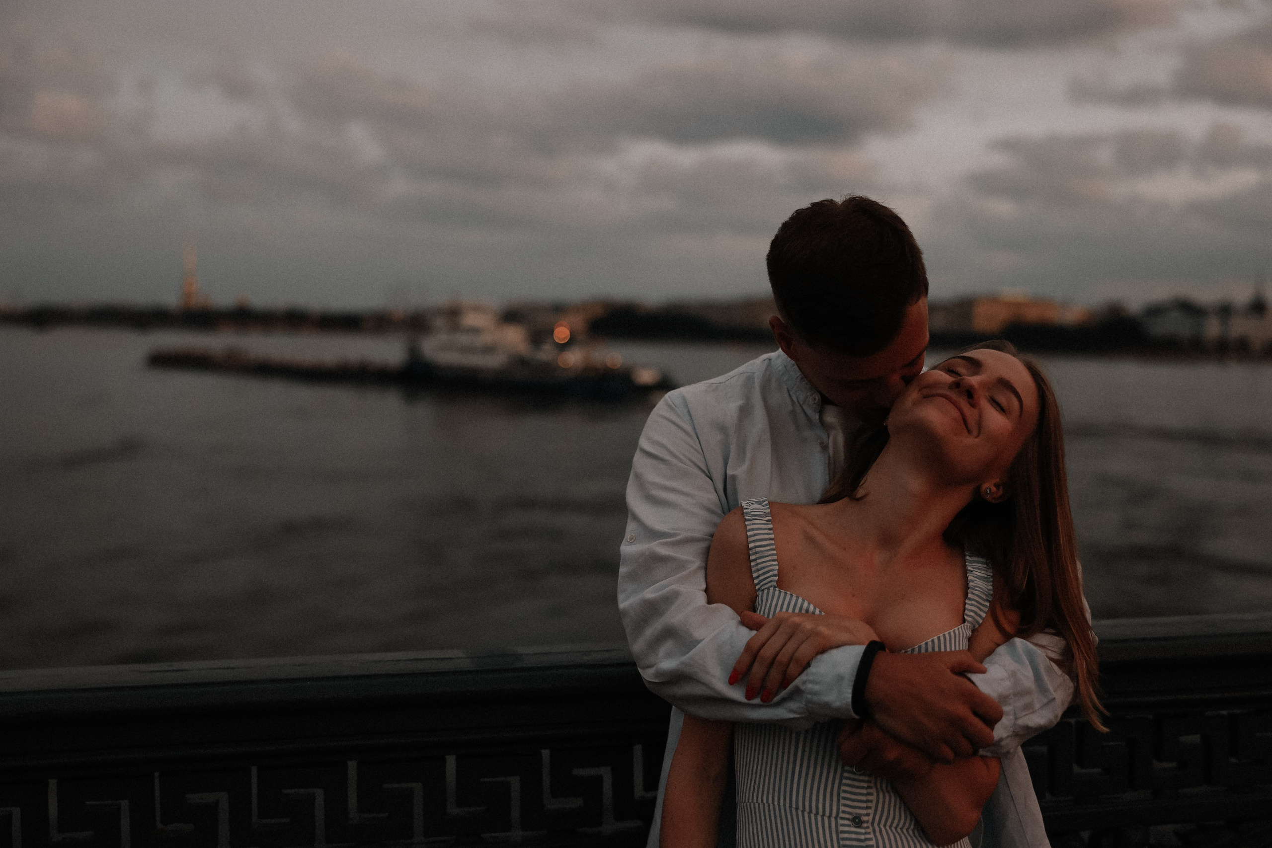 100 000 поцелуев на расвете. Свадебный и семейный Фотограф Денис Кошель