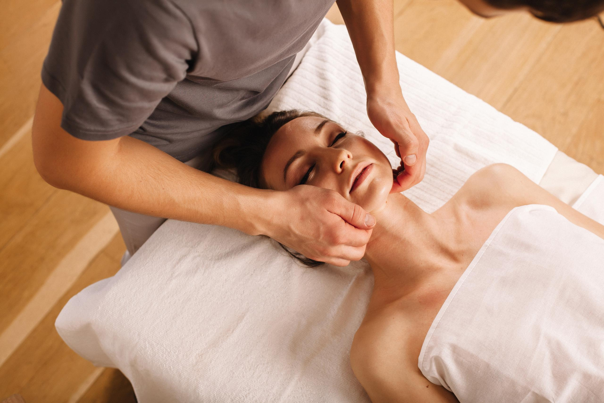 Съёмка для массажиста. Семейный и свадебный фотограф в Майкопе Михаил Мартиросян