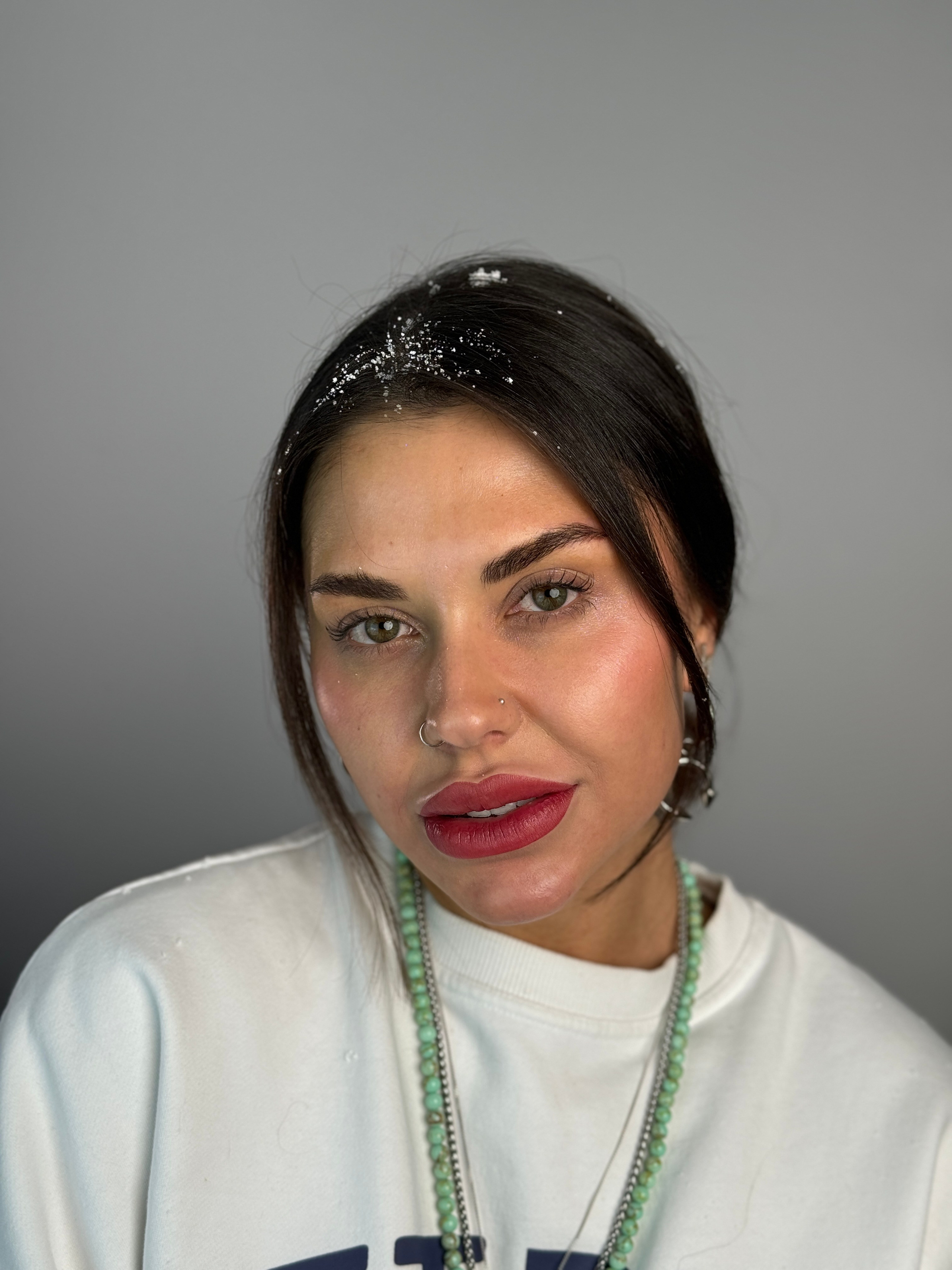 Оксана. Студия перманентного макияжа, косметологии и массажа SYMMETRY в Москве, м. Киевская