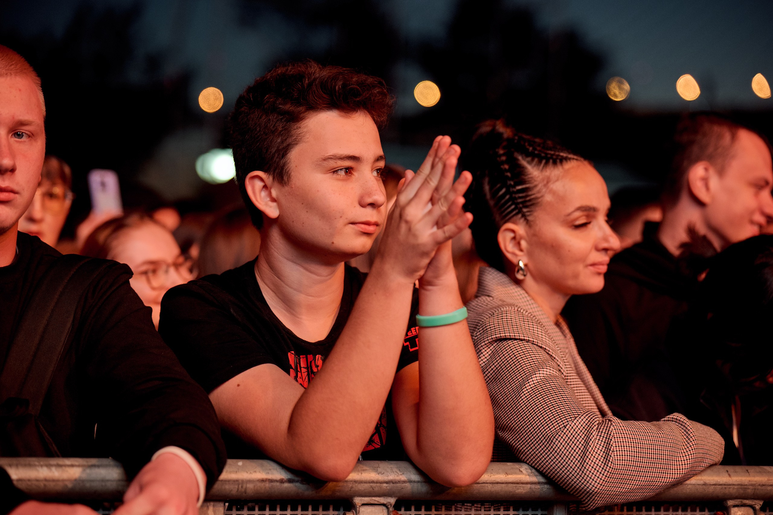 Муссоны + Концерт Максим. Профессиональный репортажный фотограф Инесса Иминова