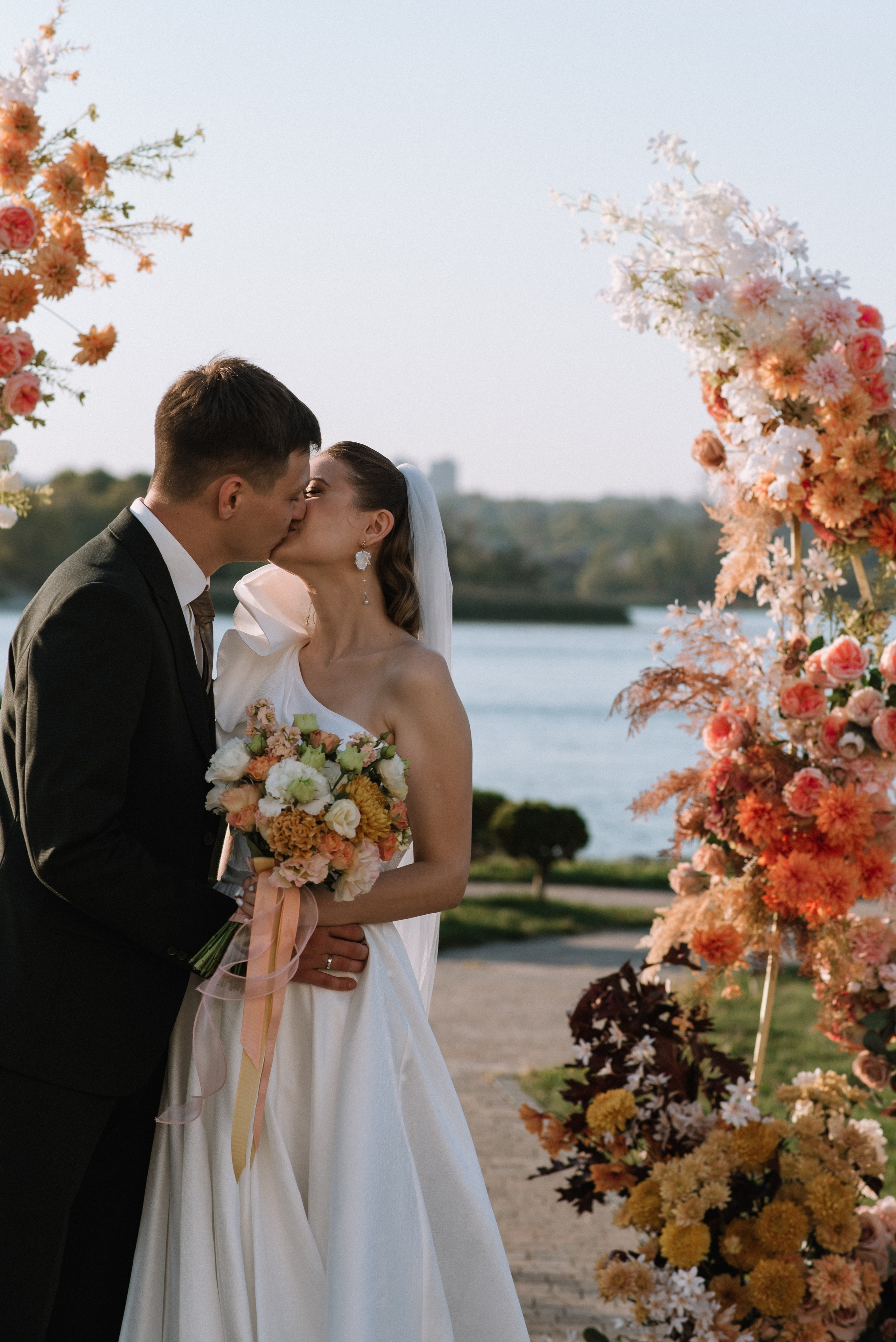 Макс и Катя. Загородный Клуб. Фотограф Костикова Анастасия Ростов-на-Дону
