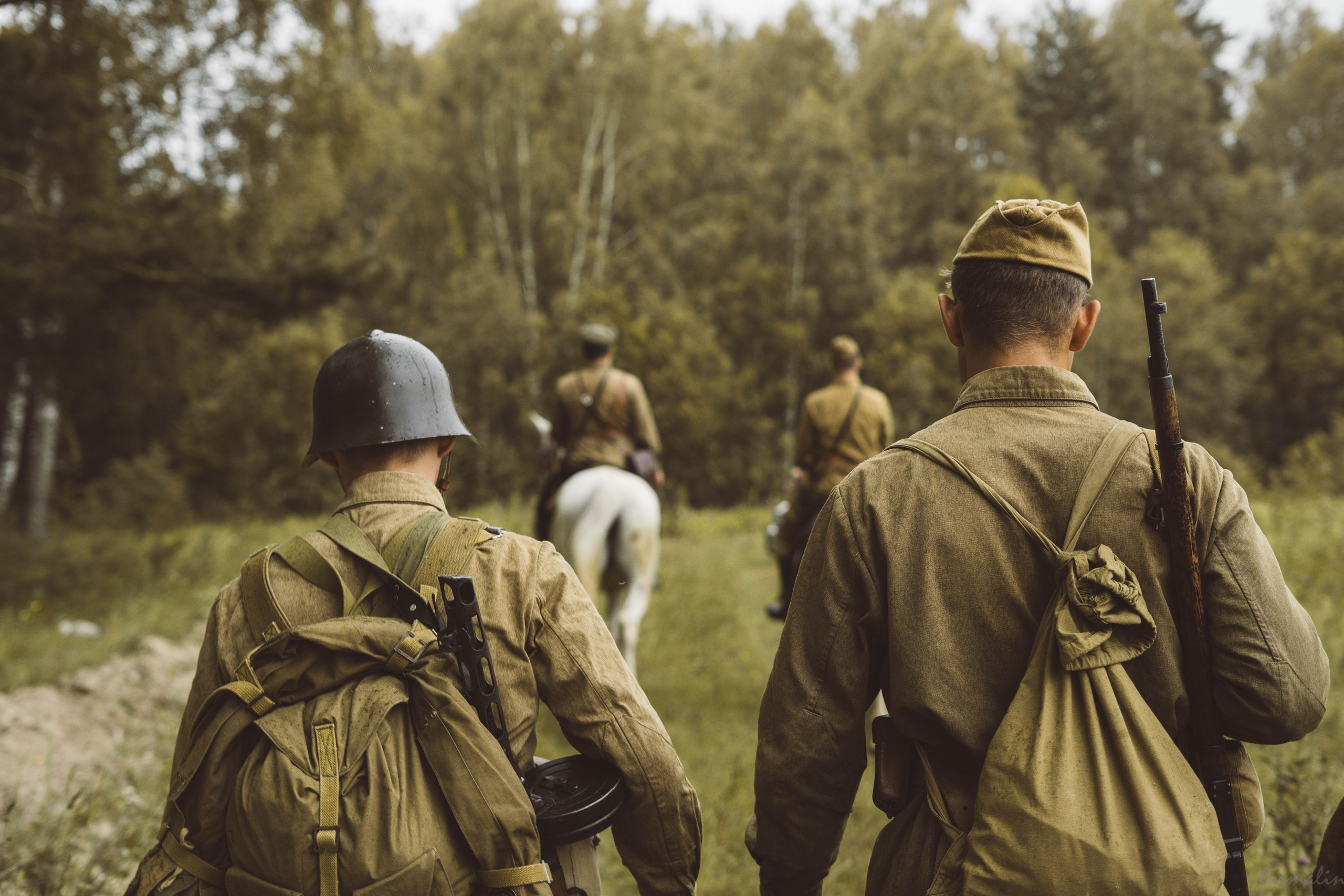 Марш в прошлое. Алиса Никитцова | Фотограф в Казани