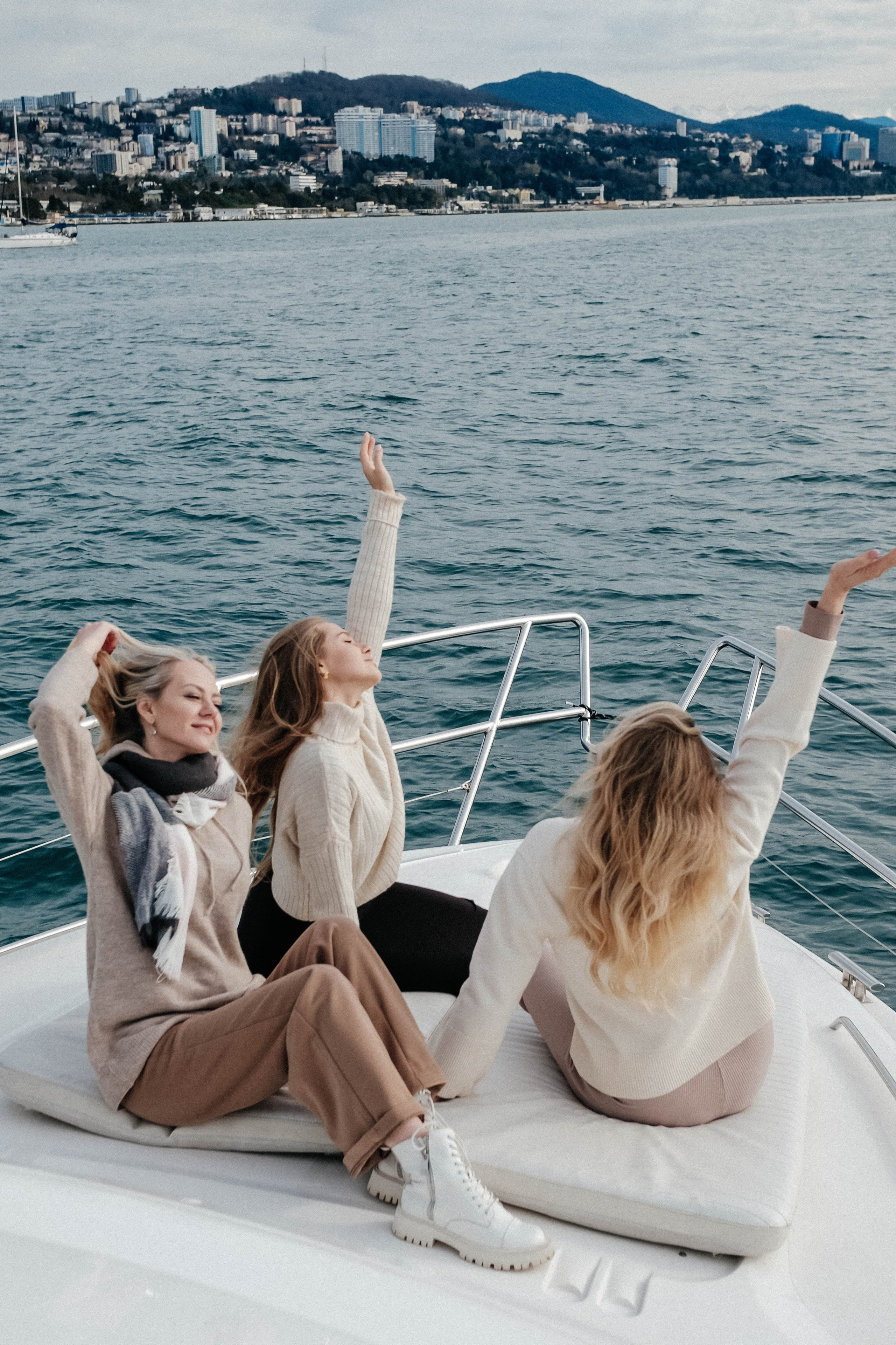 Съемка для бизнеса «аренда катеров». Главная