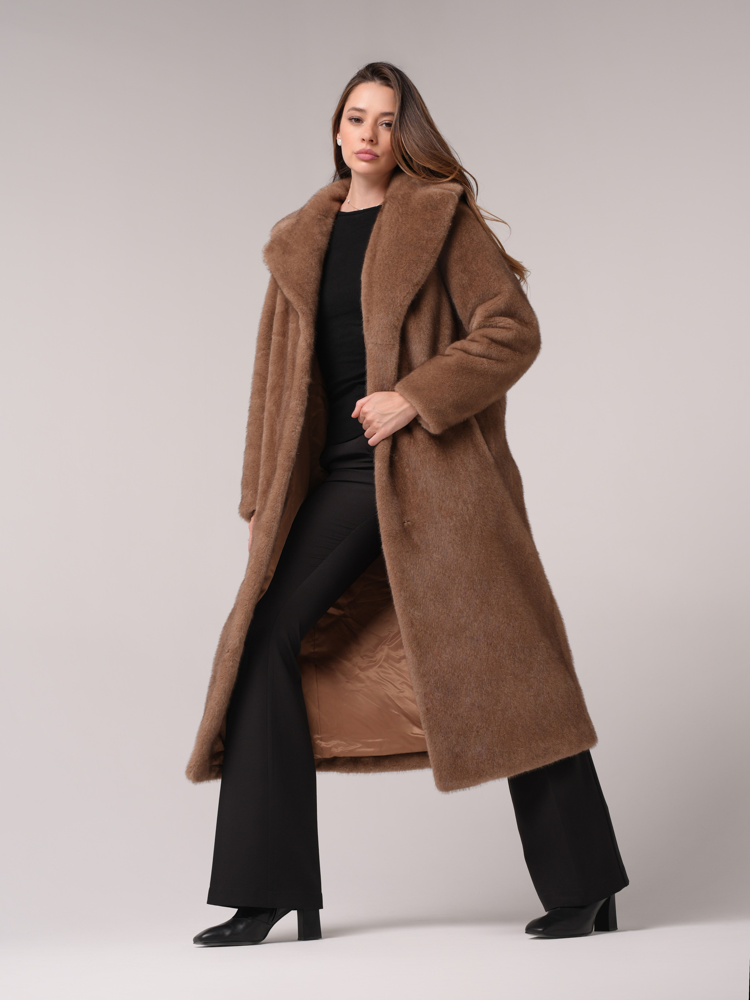 Новогодняя фотосессия бренда шуб. Портретный фотограф Москва Белогорцев Сергей