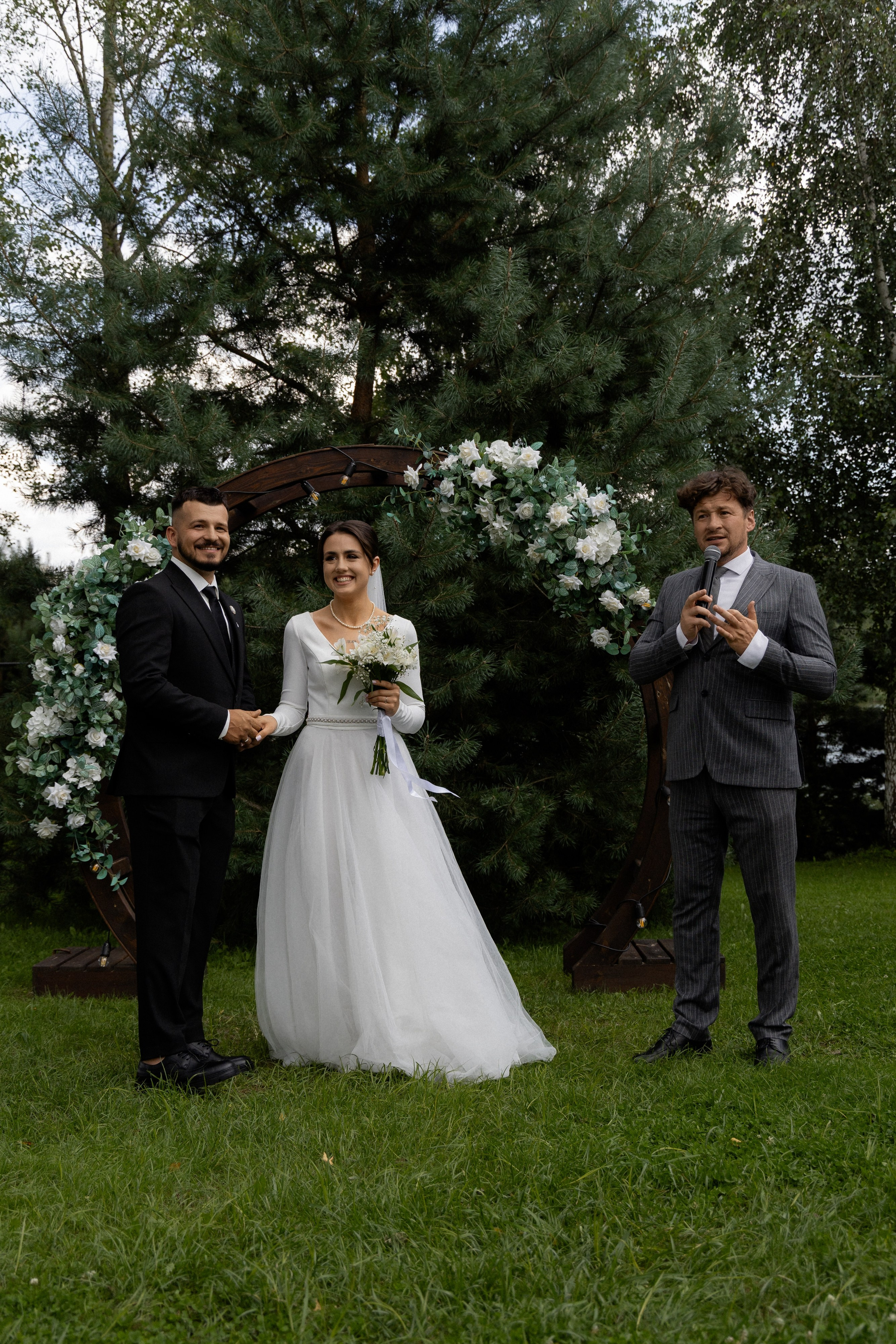 Свадебная фотосессия в агроусадьбе Лабодянка в Минске. Свадебный фотограф в Минске/Беларуси Сергей Спиридонов