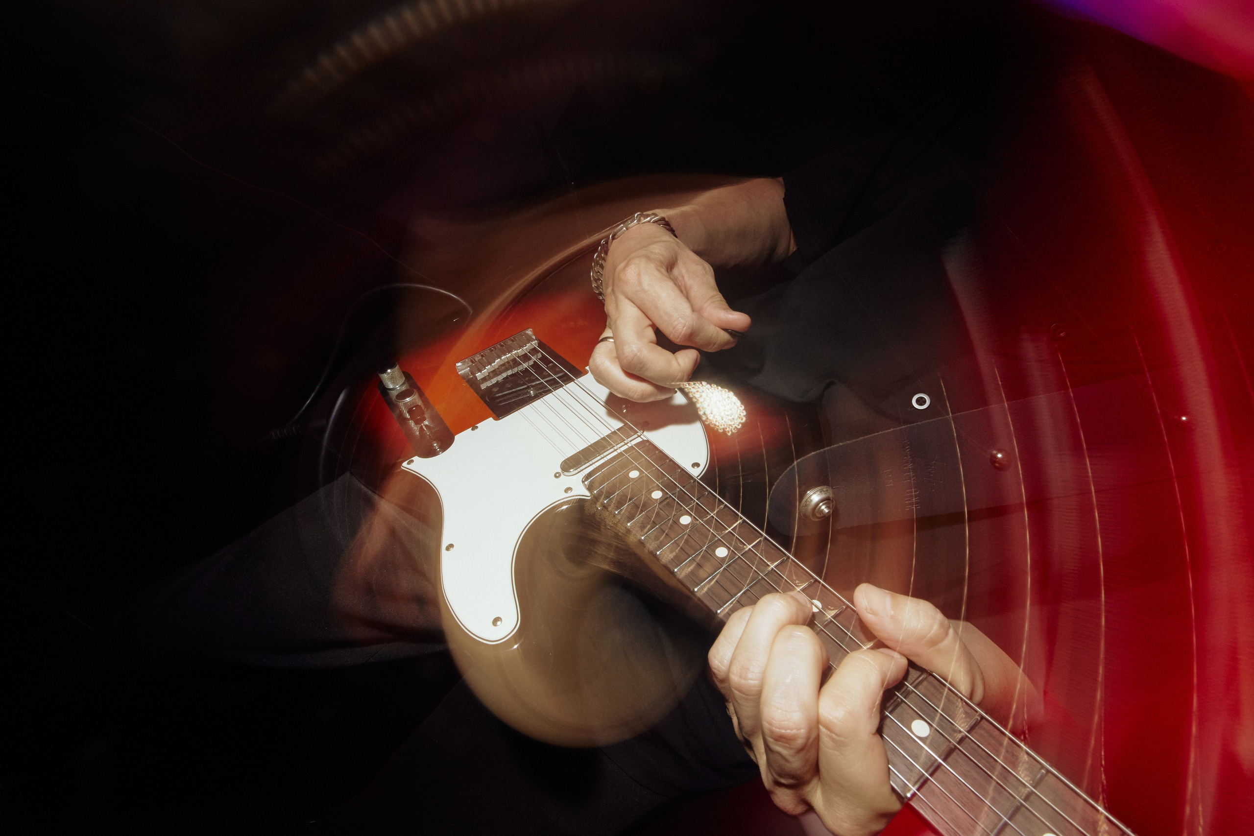 A MIRROR IS ONLY A HEART. Дмитрий Мазуркевич: Профессиональный Репортажный Фотограф