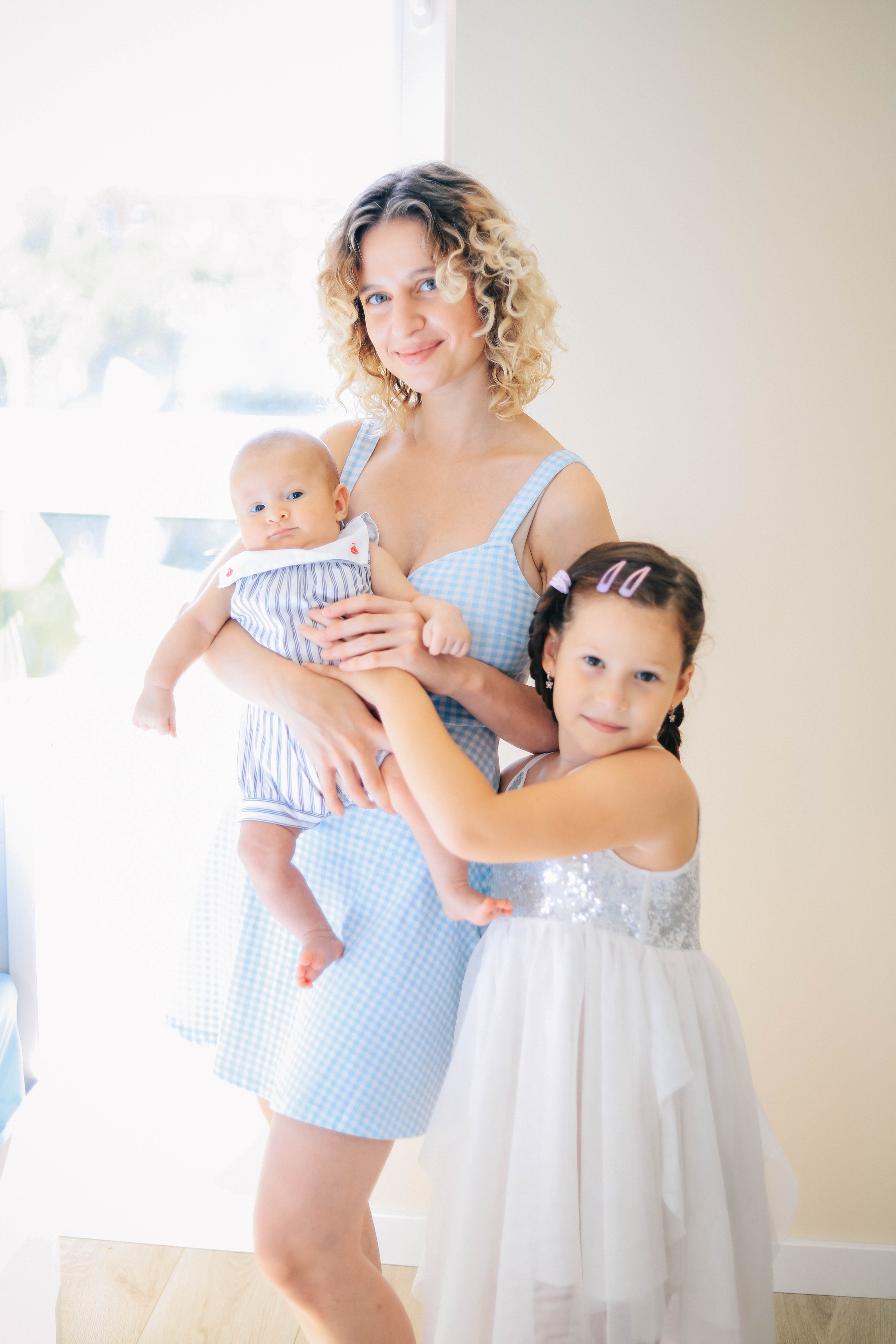 Луиза домашняя фотосессия. Женский/Детский фотограф в Симферополе Вероника Слепогина