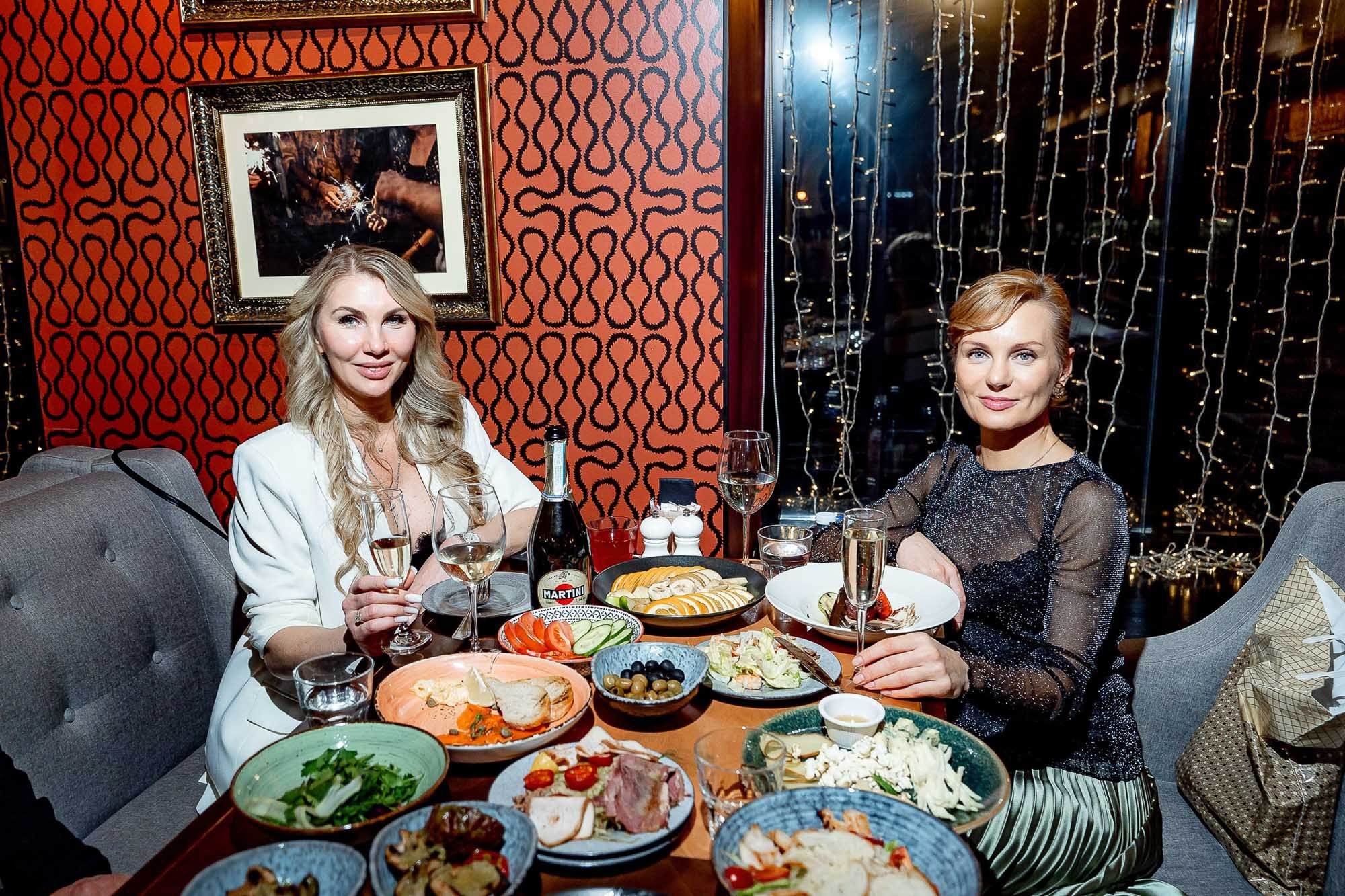 Новый год 2024 в Peoples. Сергей Кошкин. Репортажная и ивент-фотография в Сургуте