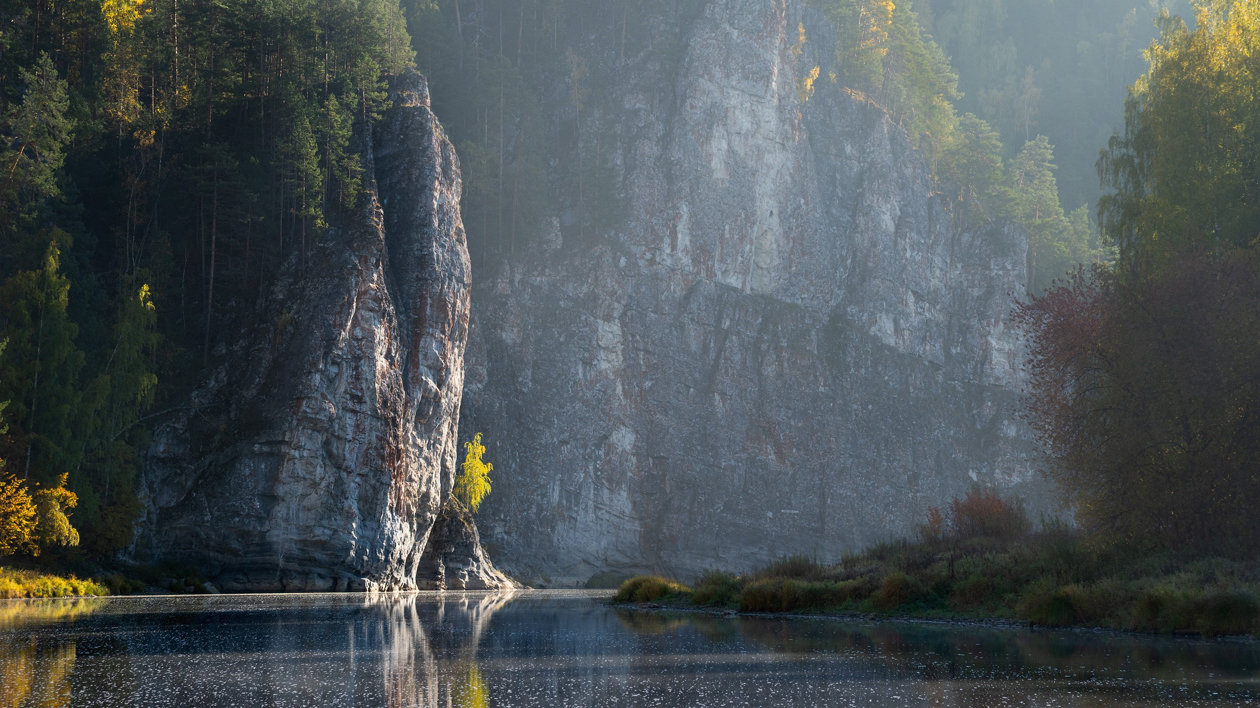 Камень Омутной на реке Чусовой | Фотограф Николай Обухов