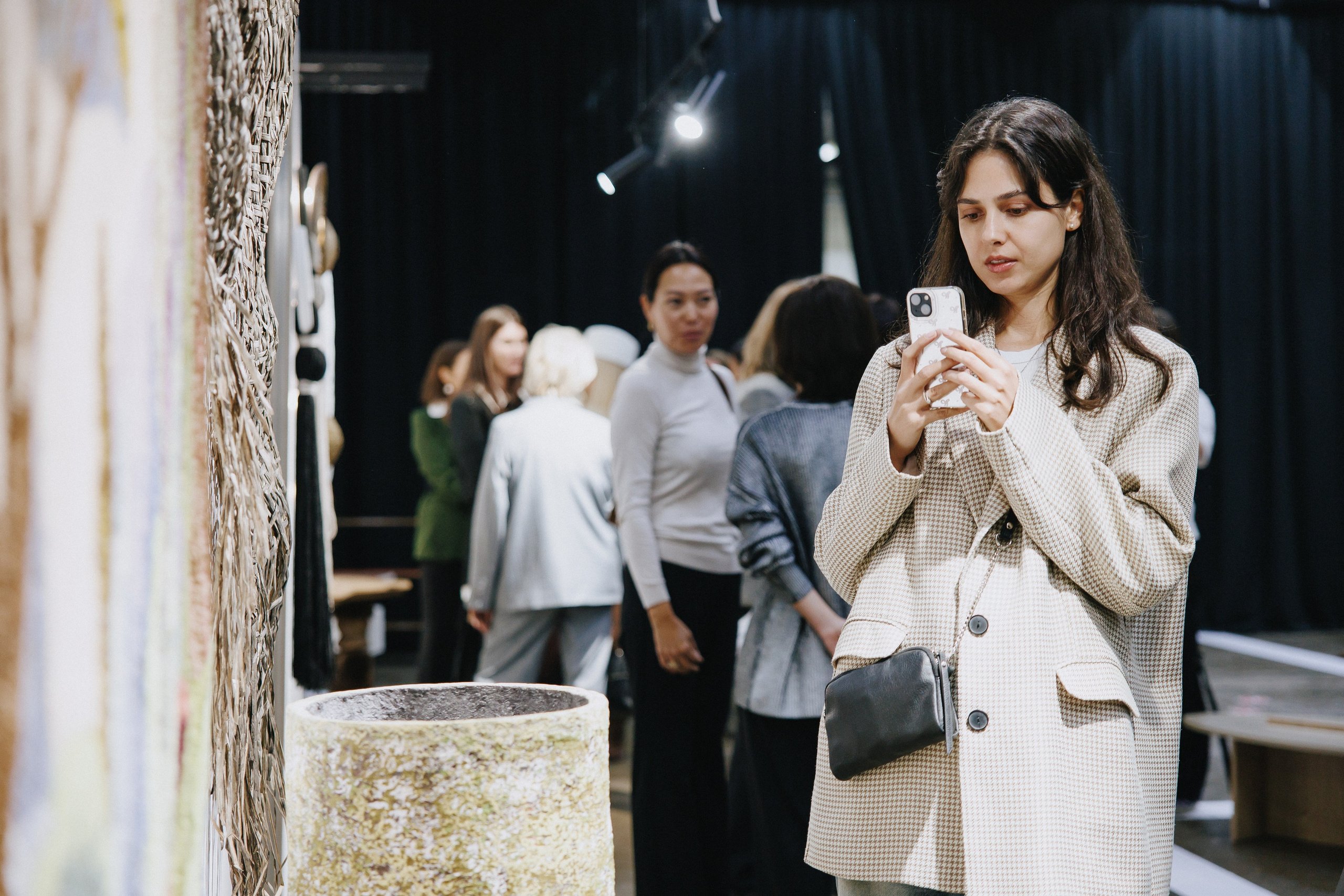 Выставка СТО ВЕЩЕЙ В ИНТЕРЬЕРЕ. Фотограф Иркутск Антипин Сергей