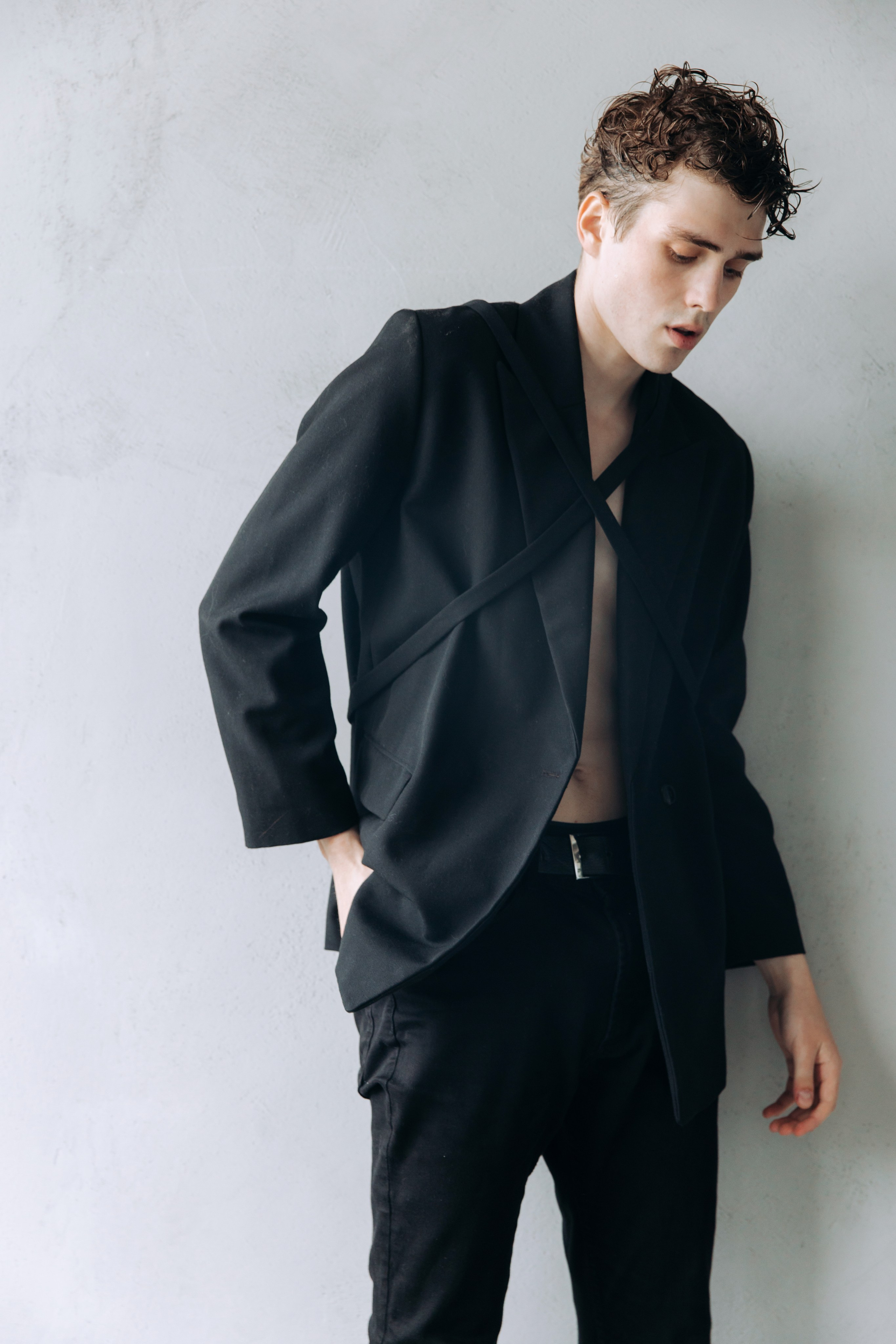 Саша. Главная