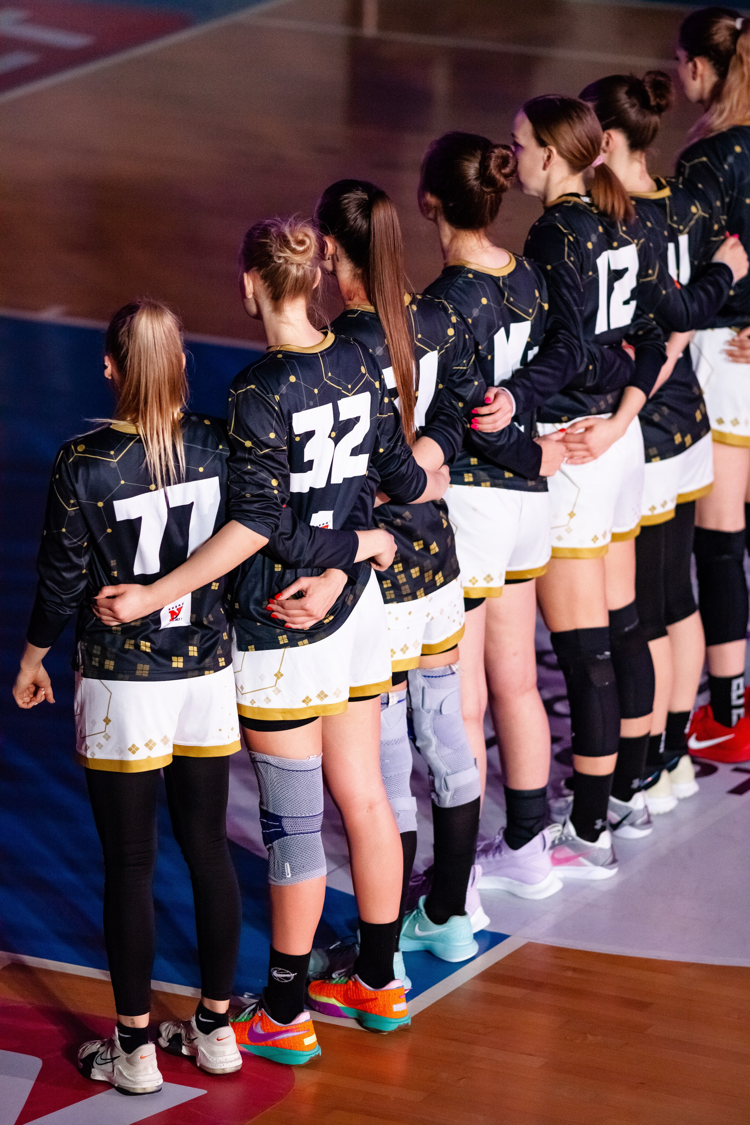 ЧГУ-Атланта — Славянка. Фотография