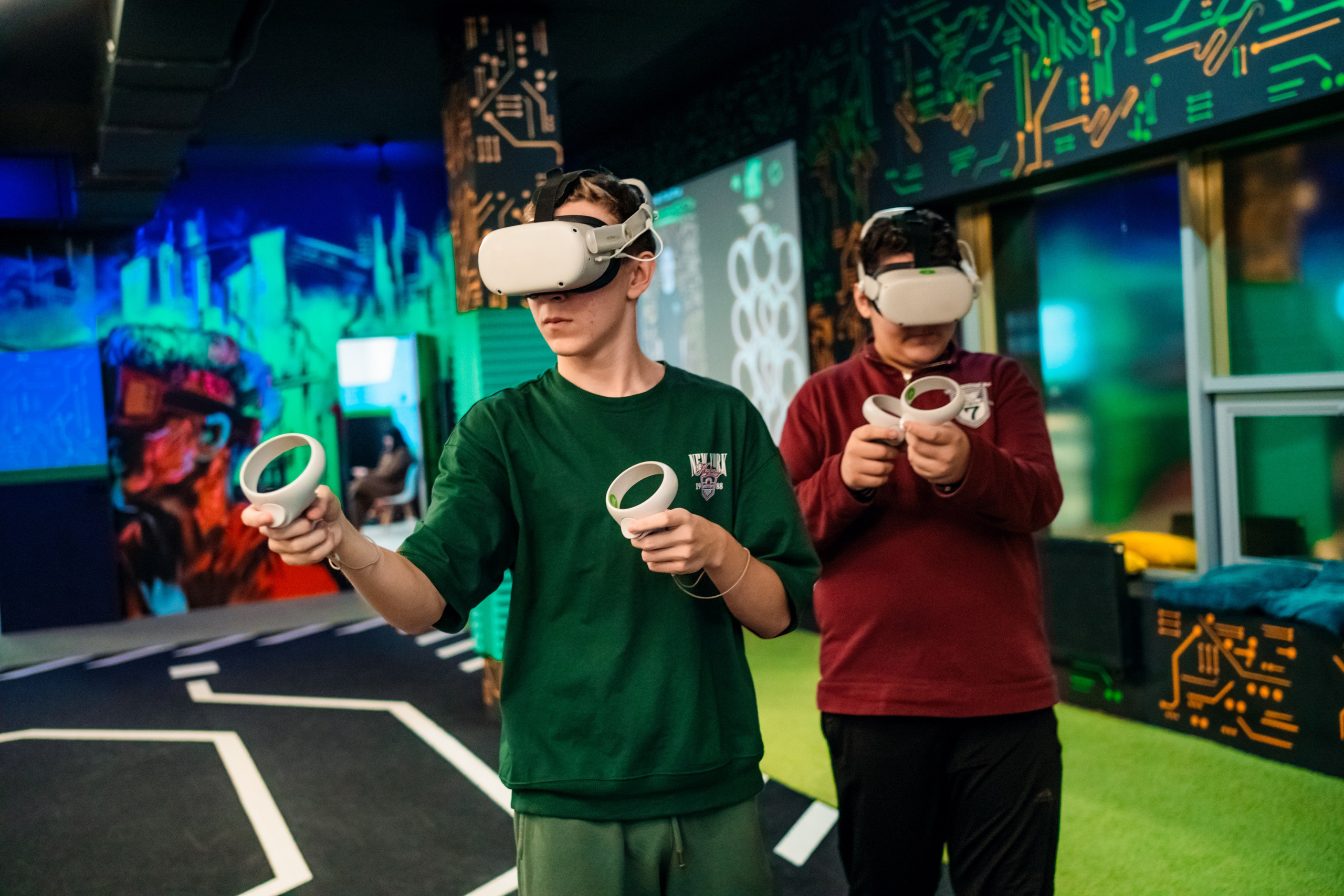 VR (November-December 2024). Felixtones