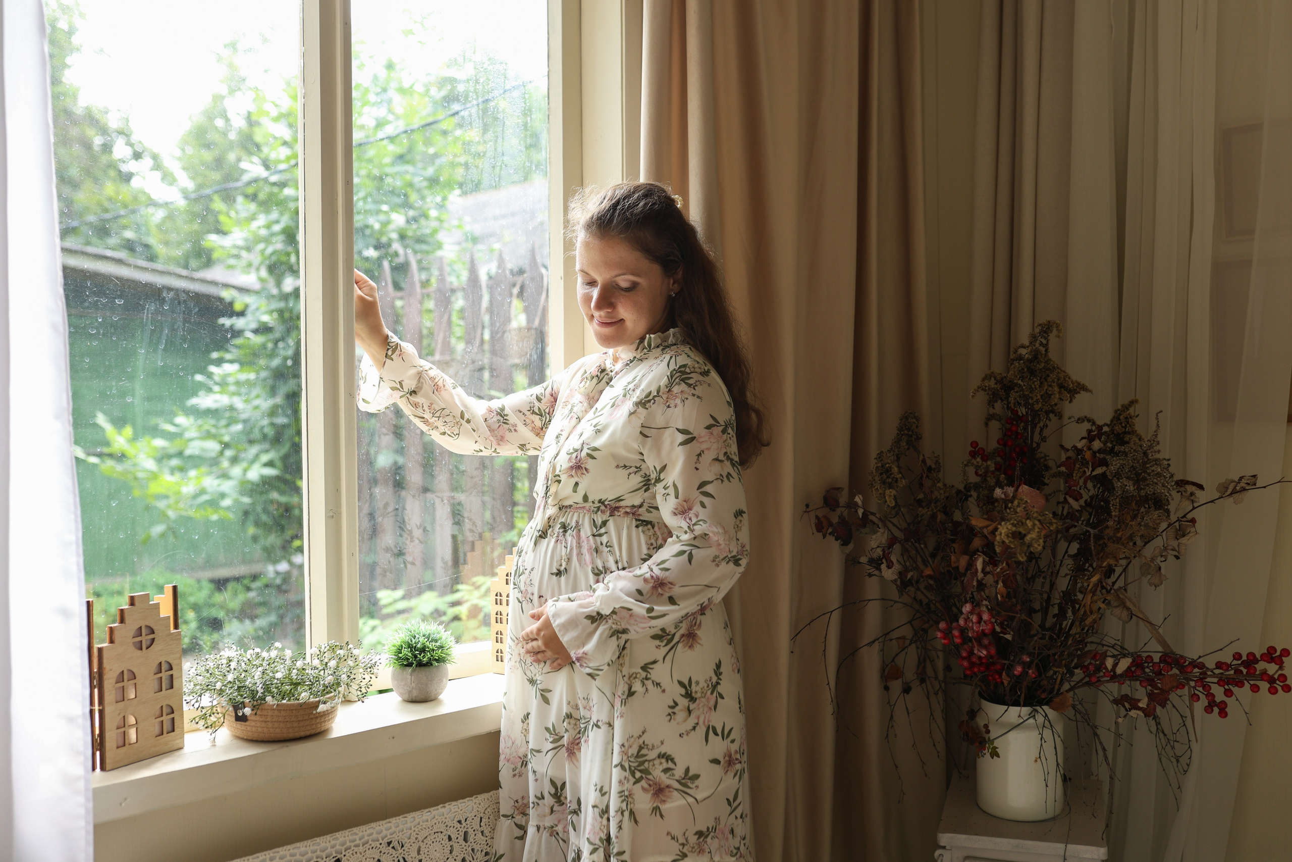 Фотосессия беременности в загородной студии Купавна. Фотограф в Железнодорожном и Балашихе