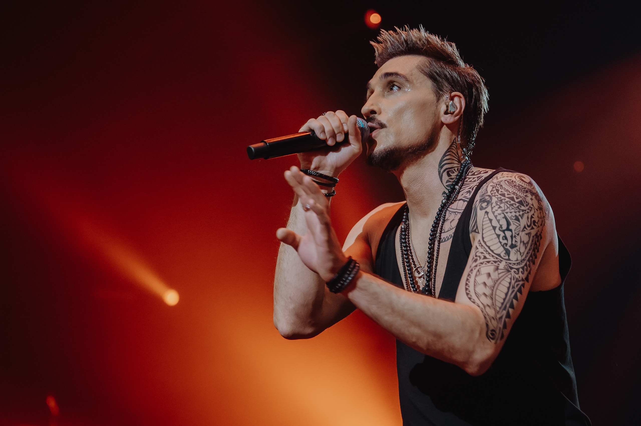 Концерты Красноярск, концертная съемка. Юлия Раскова — Портретный и семейный фотограф в Красноярске