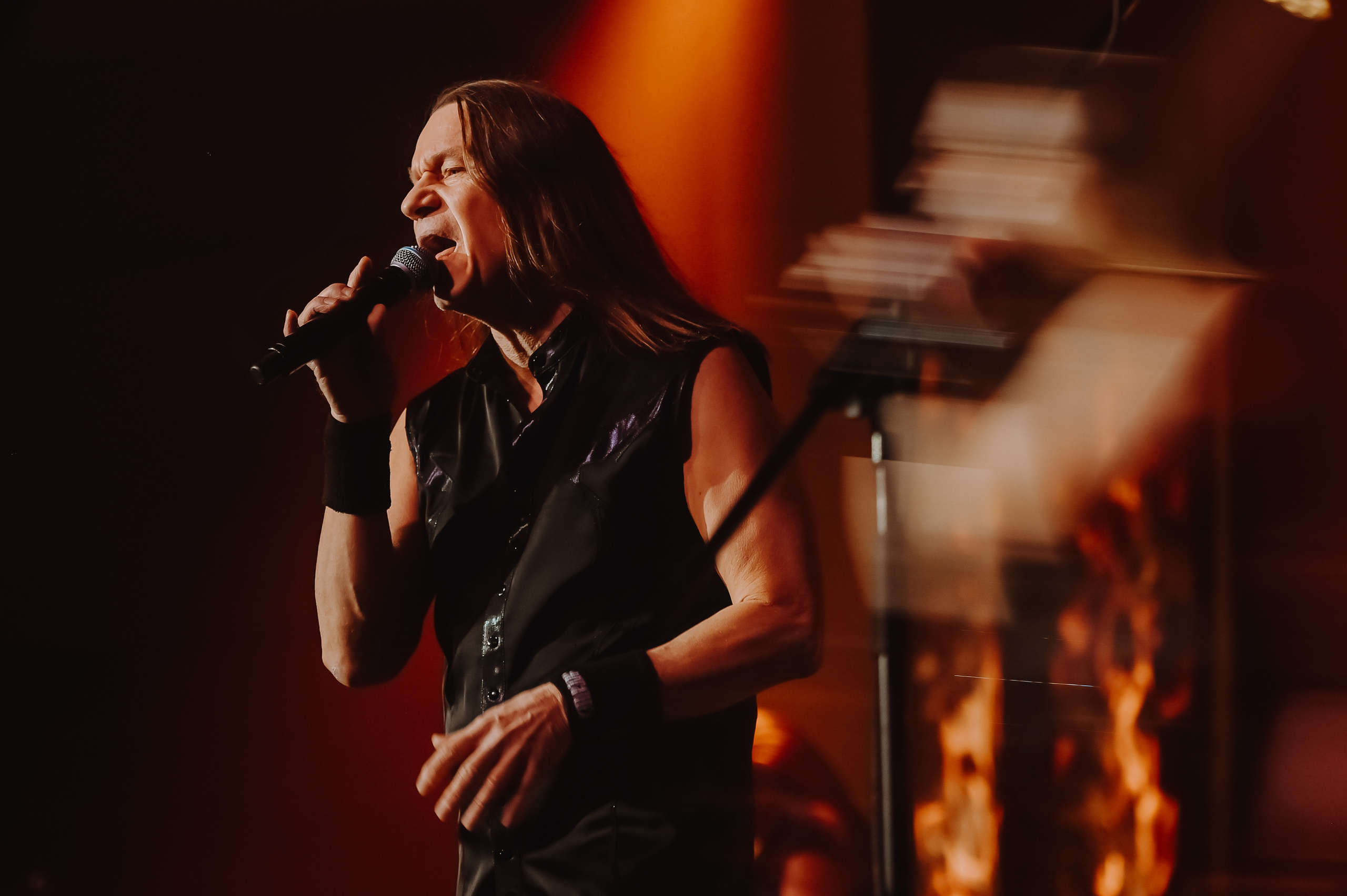 Концерты Красноярск, концертная съемка. Юлия Раскова — Портретный и семейный фотограф в Красноярске