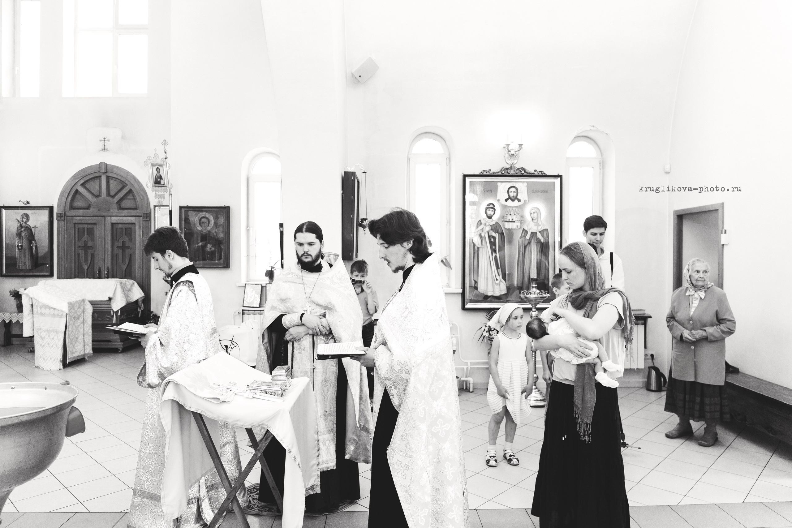 Таинство Крещения. Фотограф новорожденных и детский в Сергиевом Посаде Кругликова Юлия