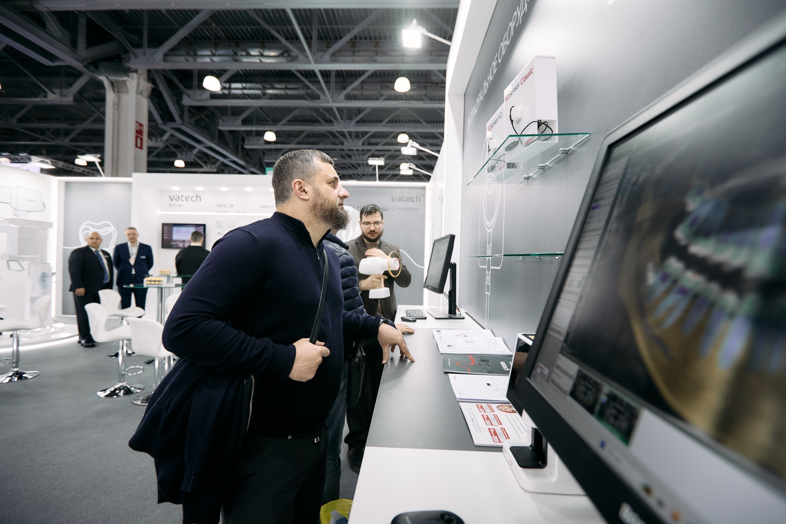 Дентал Салон 2026: Vatech. Свадебный и репортажный фотограф Дмитрий Кононенко