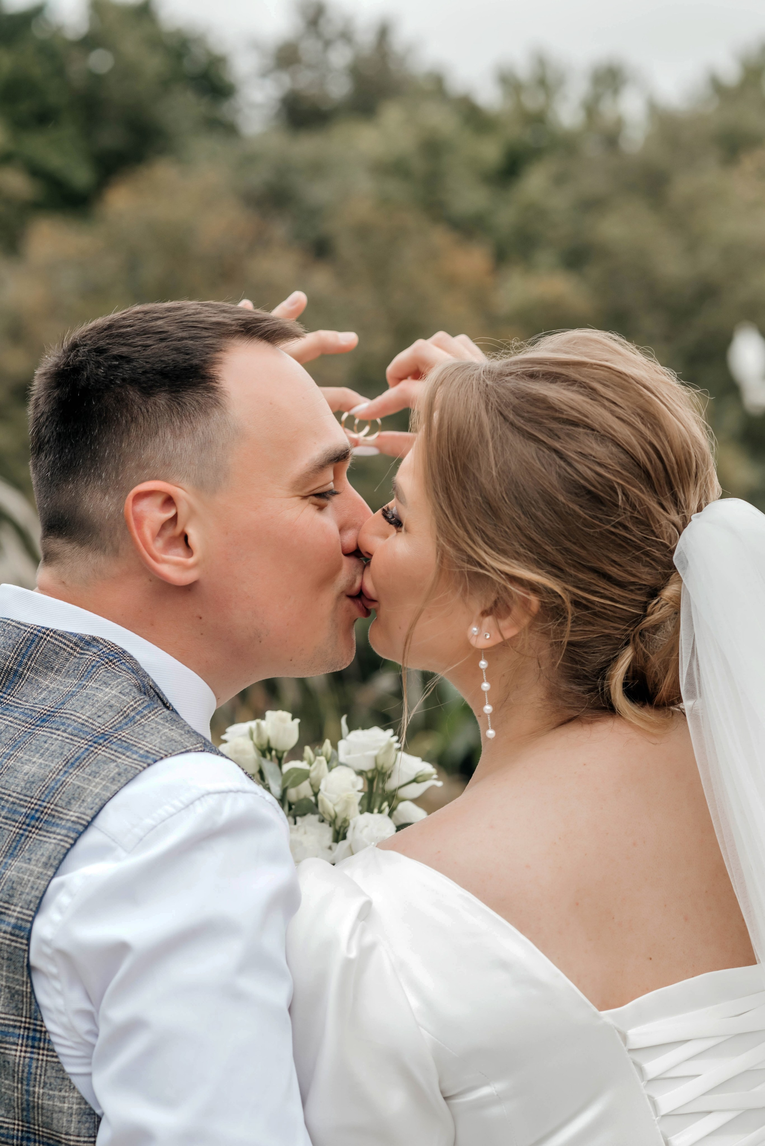 Кутузовский загс. Юлия и Максим. Свадебный фотограф в Сергиевом Посаде недорого Ольга Гузанова