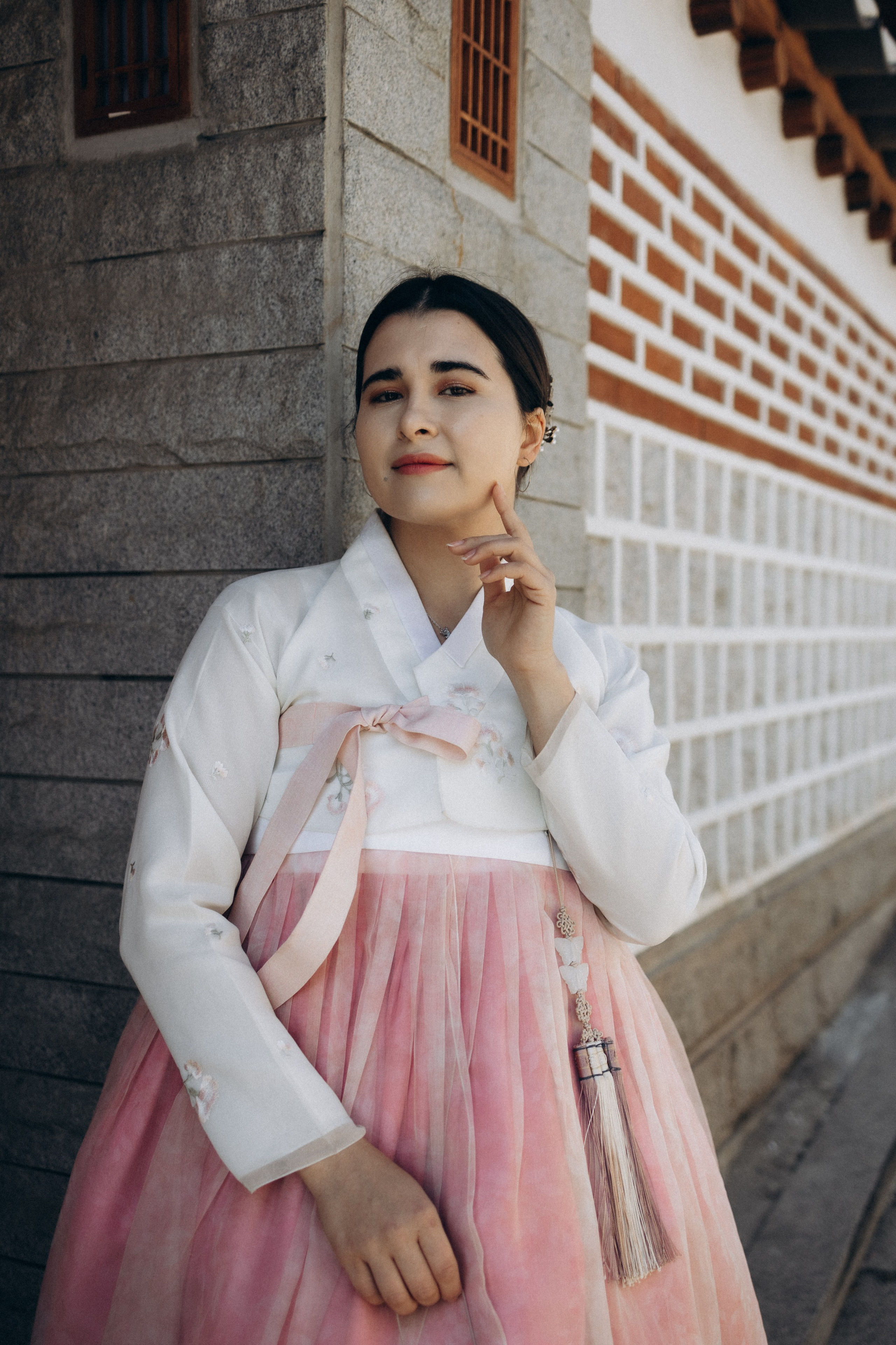 Фотосессия Маши и Саши в ханбоках. Фотограф Артем Бросов в Санкт-Петербурге и Дубае