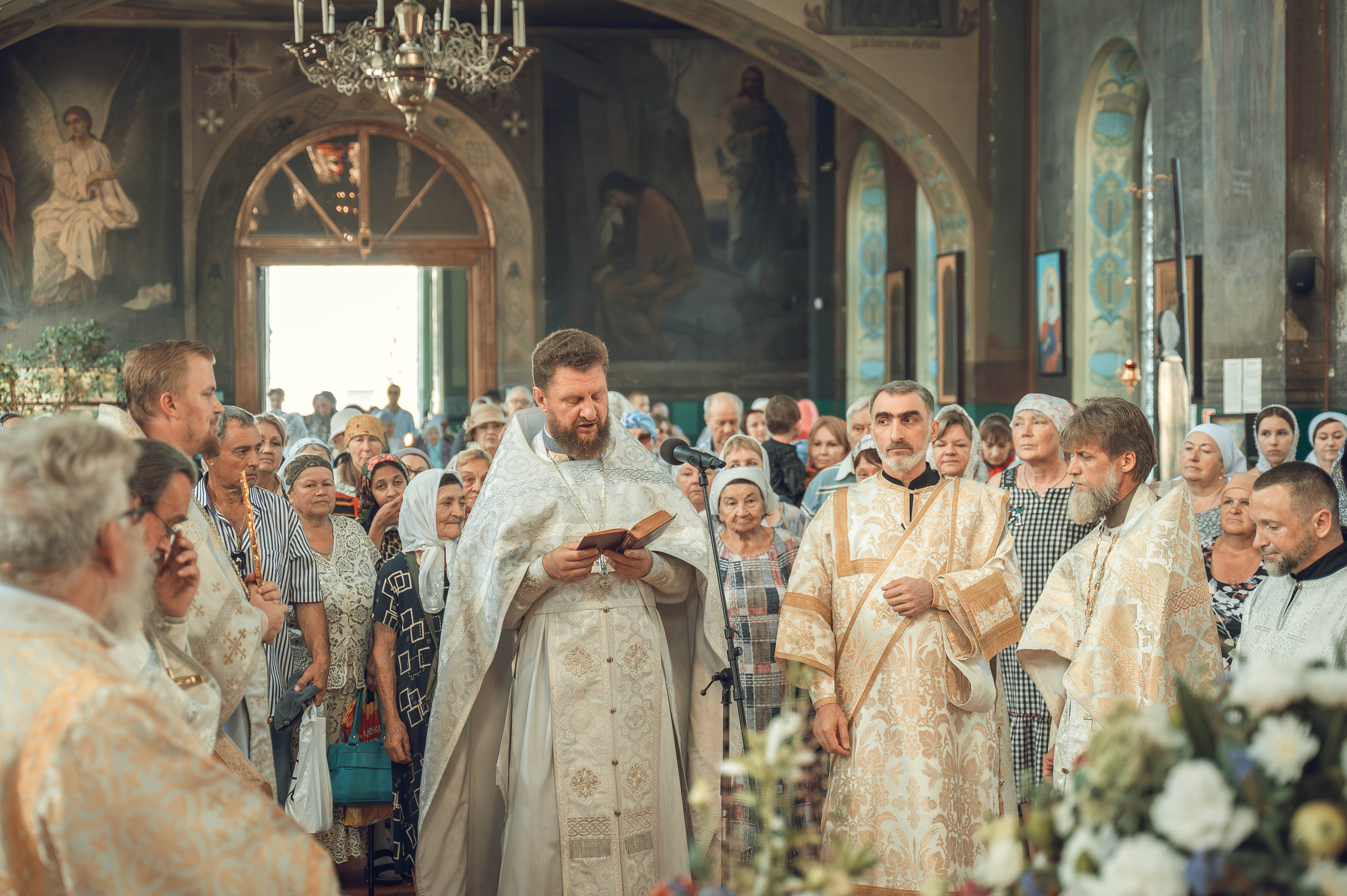 Преображение господне. ФОТОГРАФ НА ТАИНСТВА ВИКТОРИЯ БЕРЕЖНАЯ