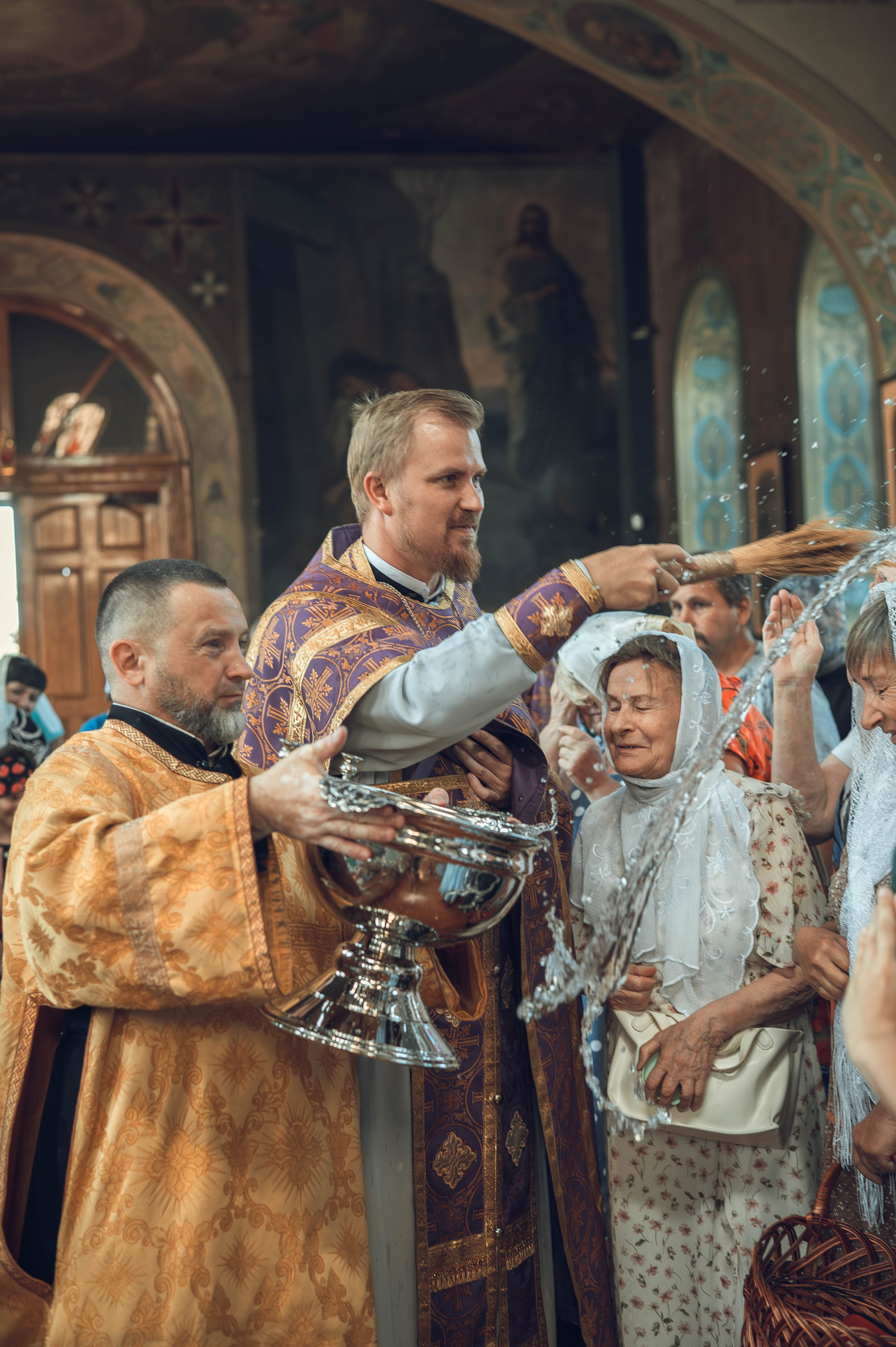 Изнесение Честны́х Древ Животворящего Креста Господня. ФОТОГРАФ НА ТАИНСТВА ВИКТОРИЯ БЕРЕЖНАЯ