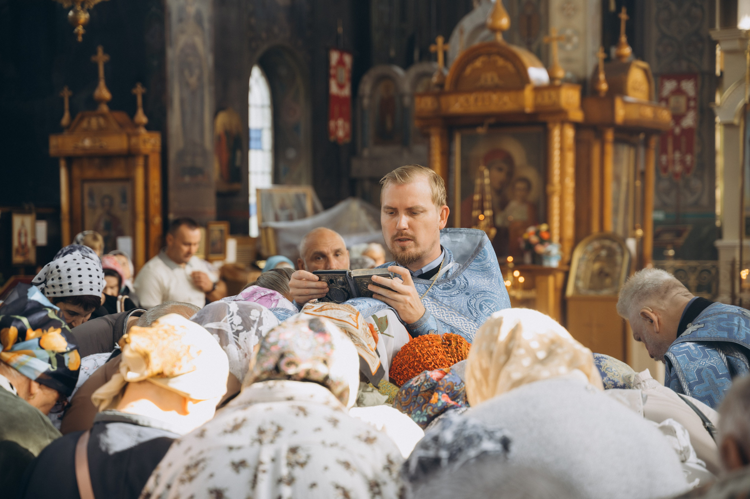 Покров Пресвятой Богородицы. ФОТОГРАФ НА ТАИНСТВА ВИКТОРИЯ БЕРЕЖНАЯ