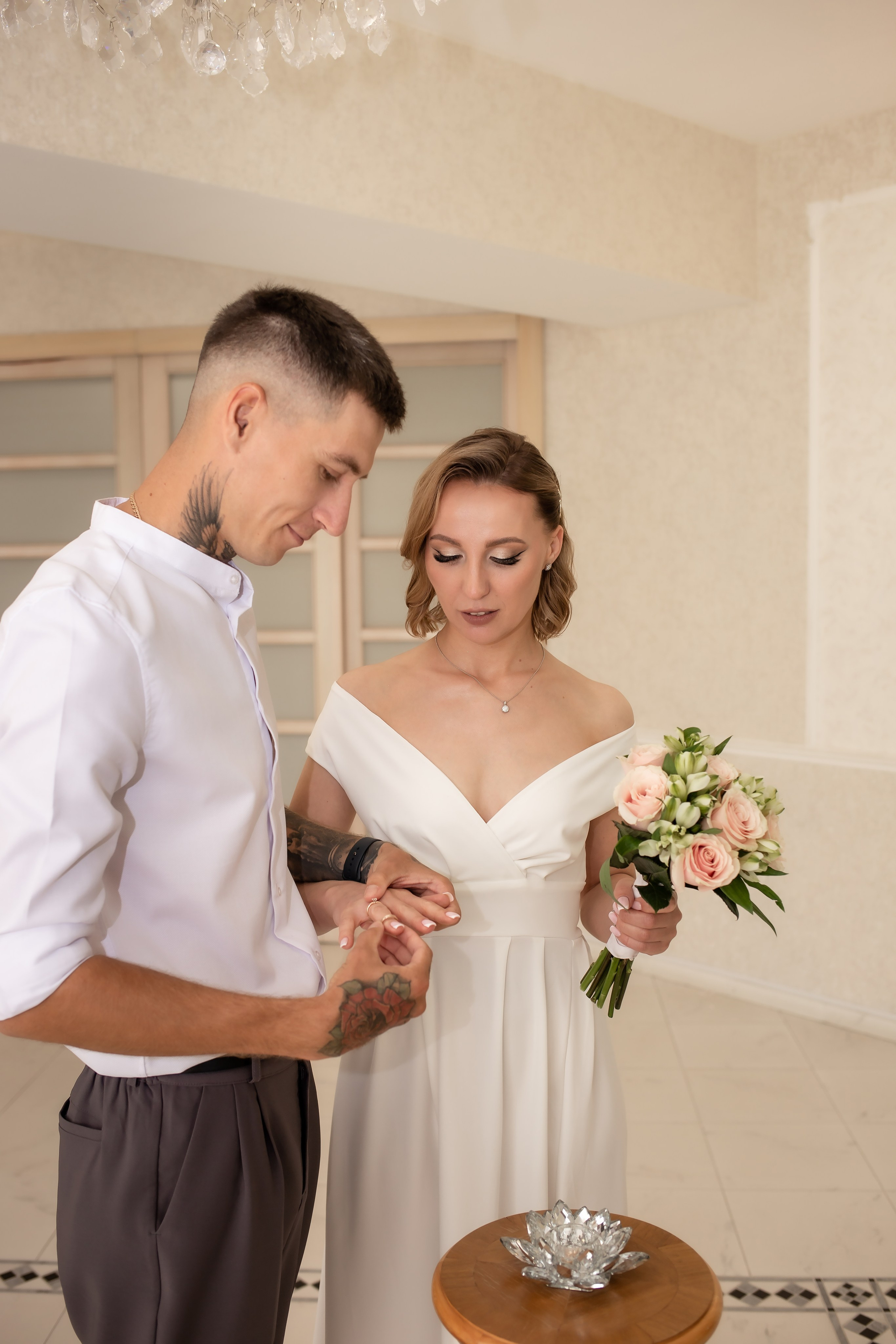 Саша и Вика. Биржевой сквер. Фотограф в Калининграде Решетникова Алина