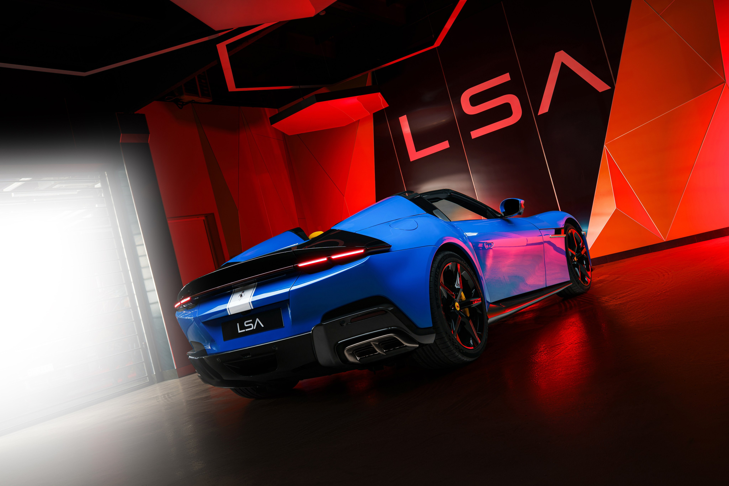 Ferrari 12Cilindri. Автомобильный фотограф в Москве | Базилев Александр