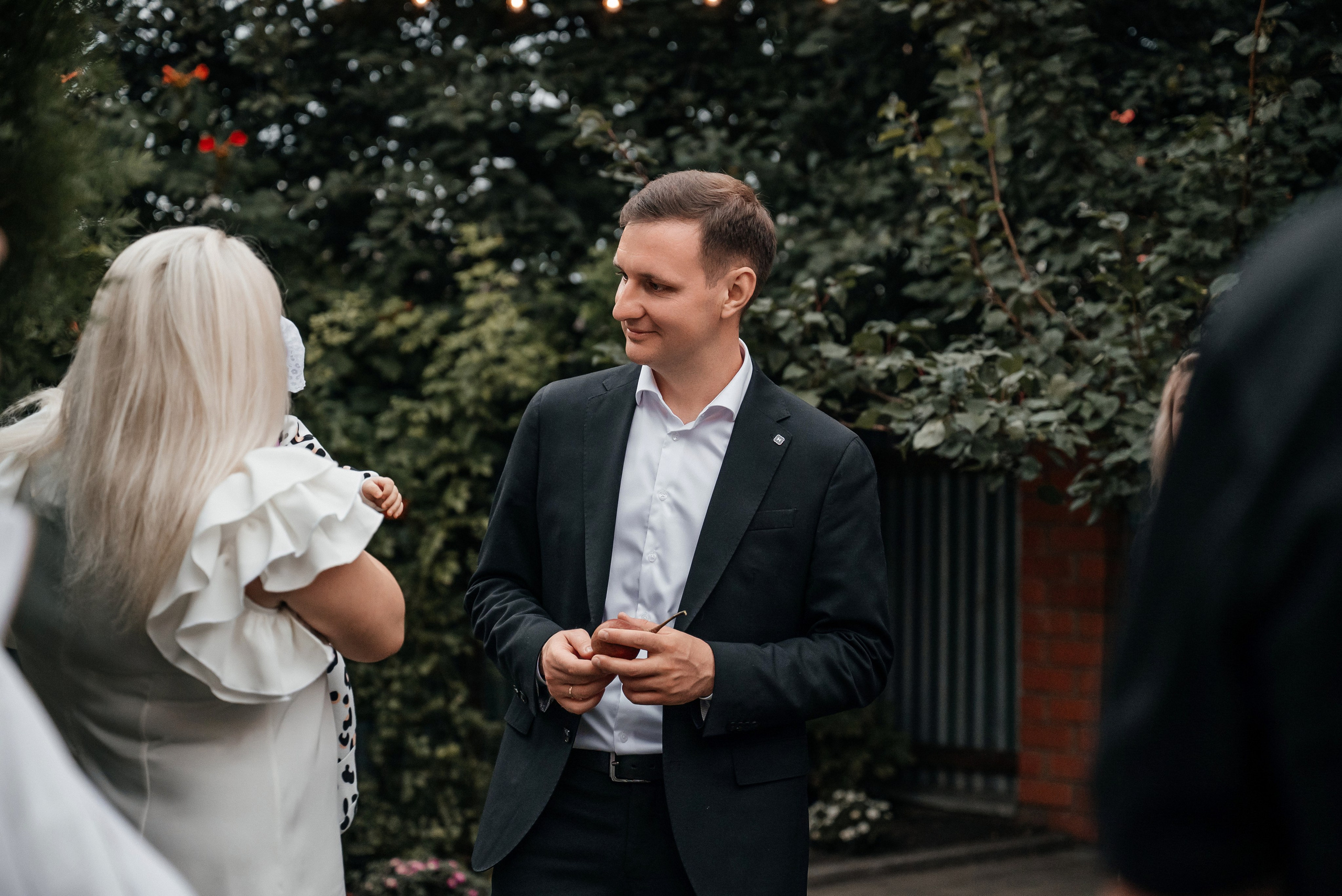 «Свадьба Даши и Артема». Школьный фотограф в Валуйках. Фотосессии для выпускников и изготовление выпускных альбомов в городе Валуйки и в Белгородской области