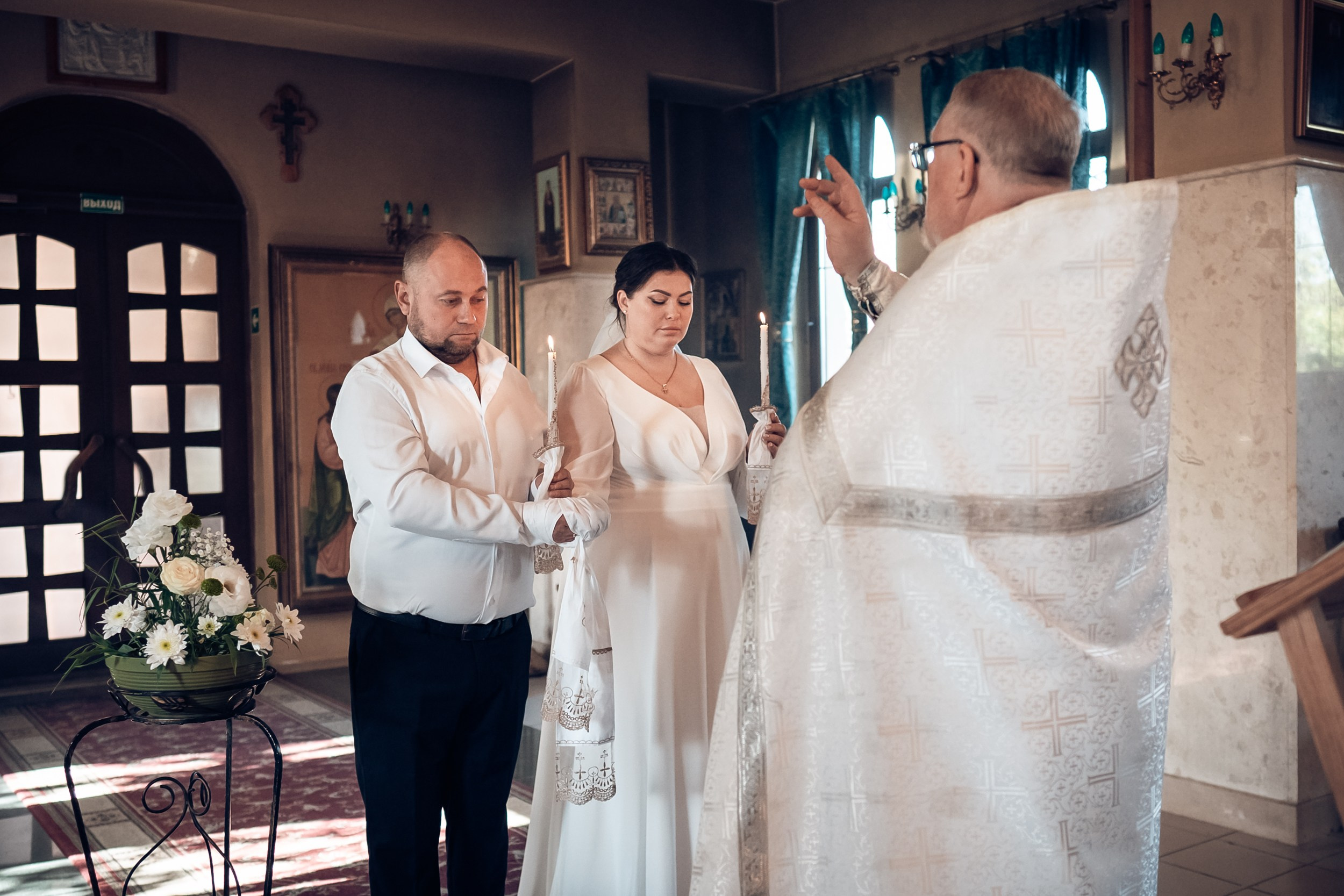 Венчание в храме Прп. Сергия Радонежского с. Орлиное. Церковный фотограф Севастополь