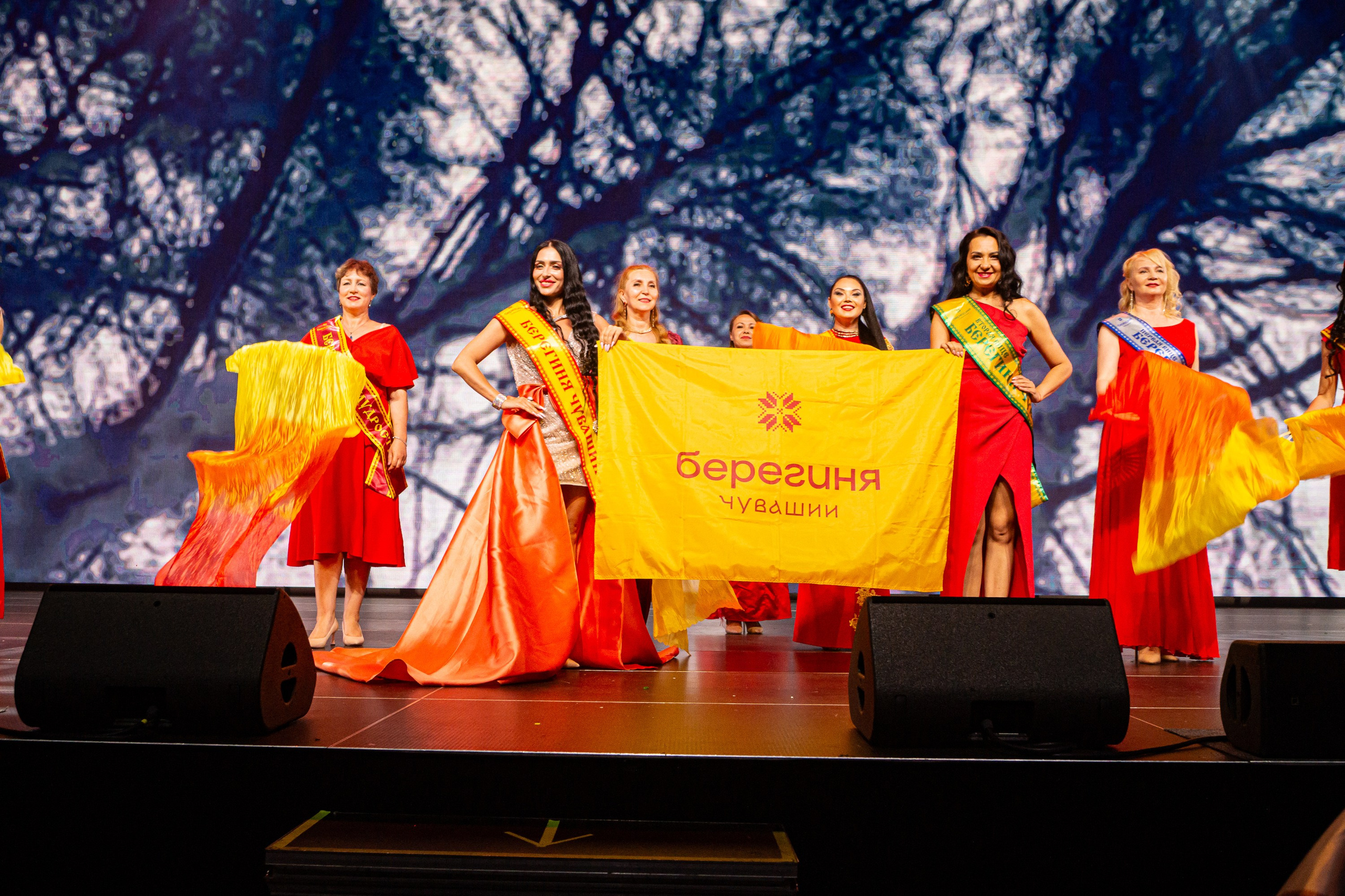 Финал конкурса «Миссис Нижний Новгород». Разноплановый фотограф в Москве