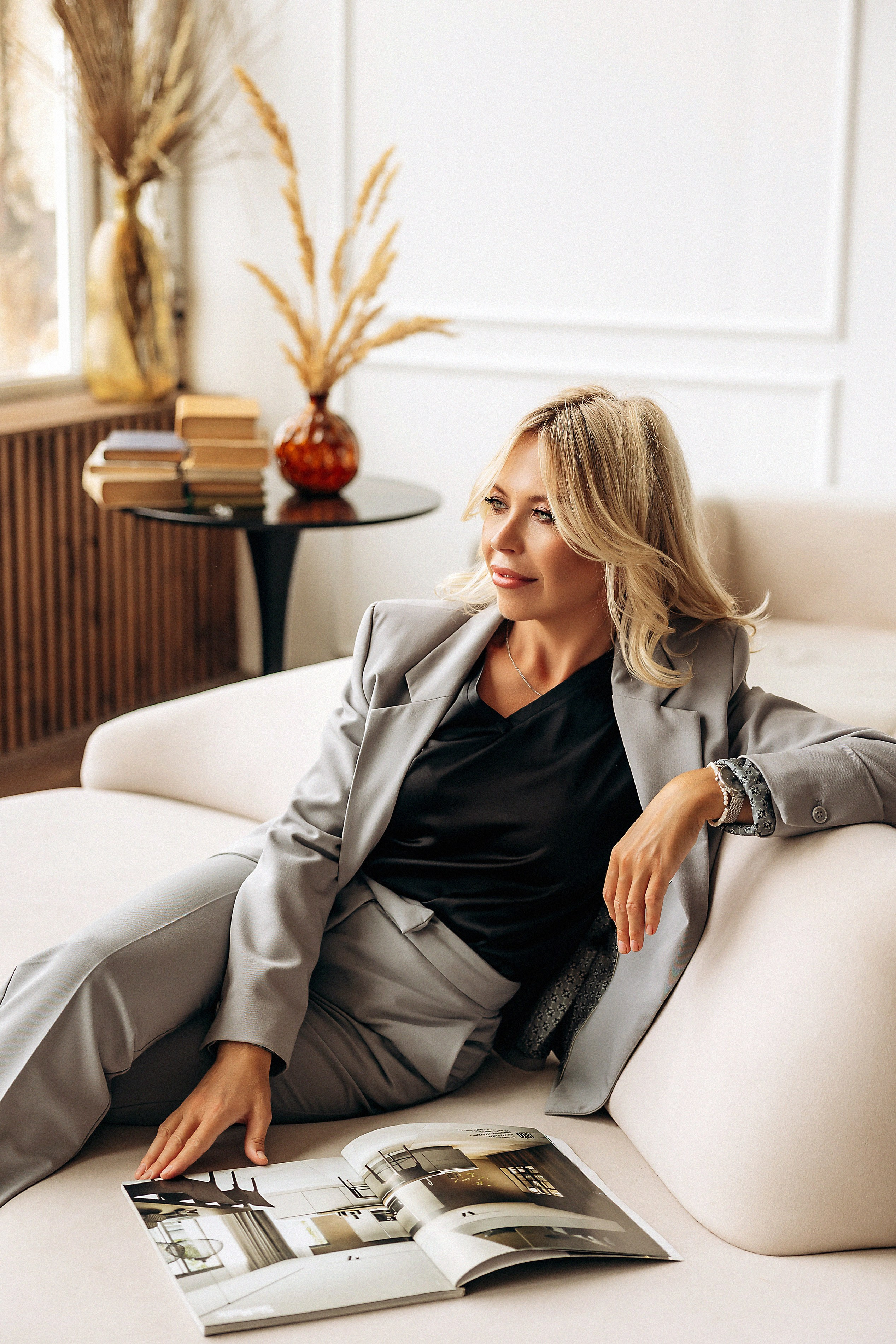 Ольга. Риэлтор. Фотограф в Калининграде свадебная фотография, репортажная, фотосессии