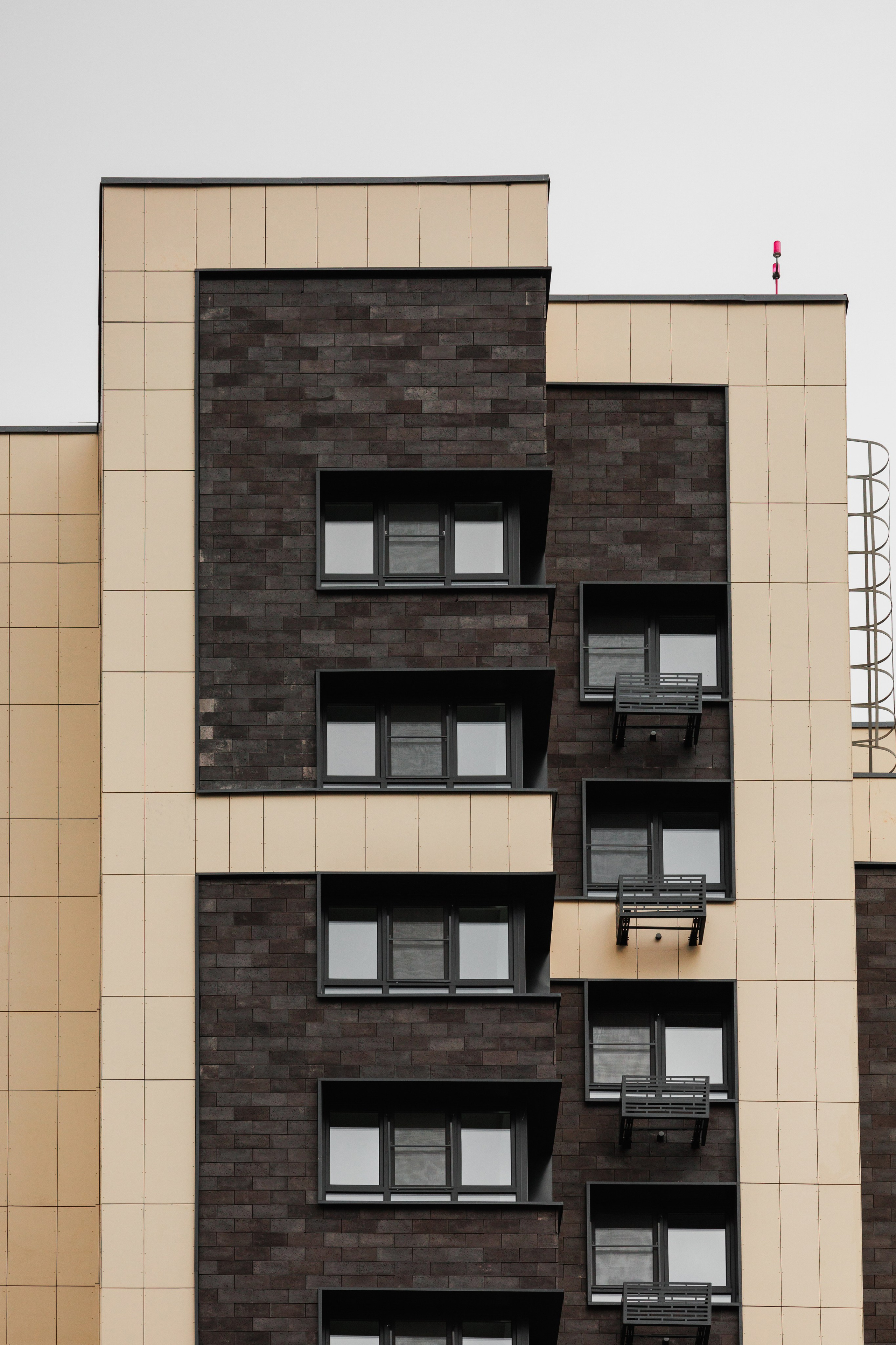 РЕНОВАЦИЯ — ПРОЕЗД ДЕЖНЕВА 32. АЛТ Портфолио