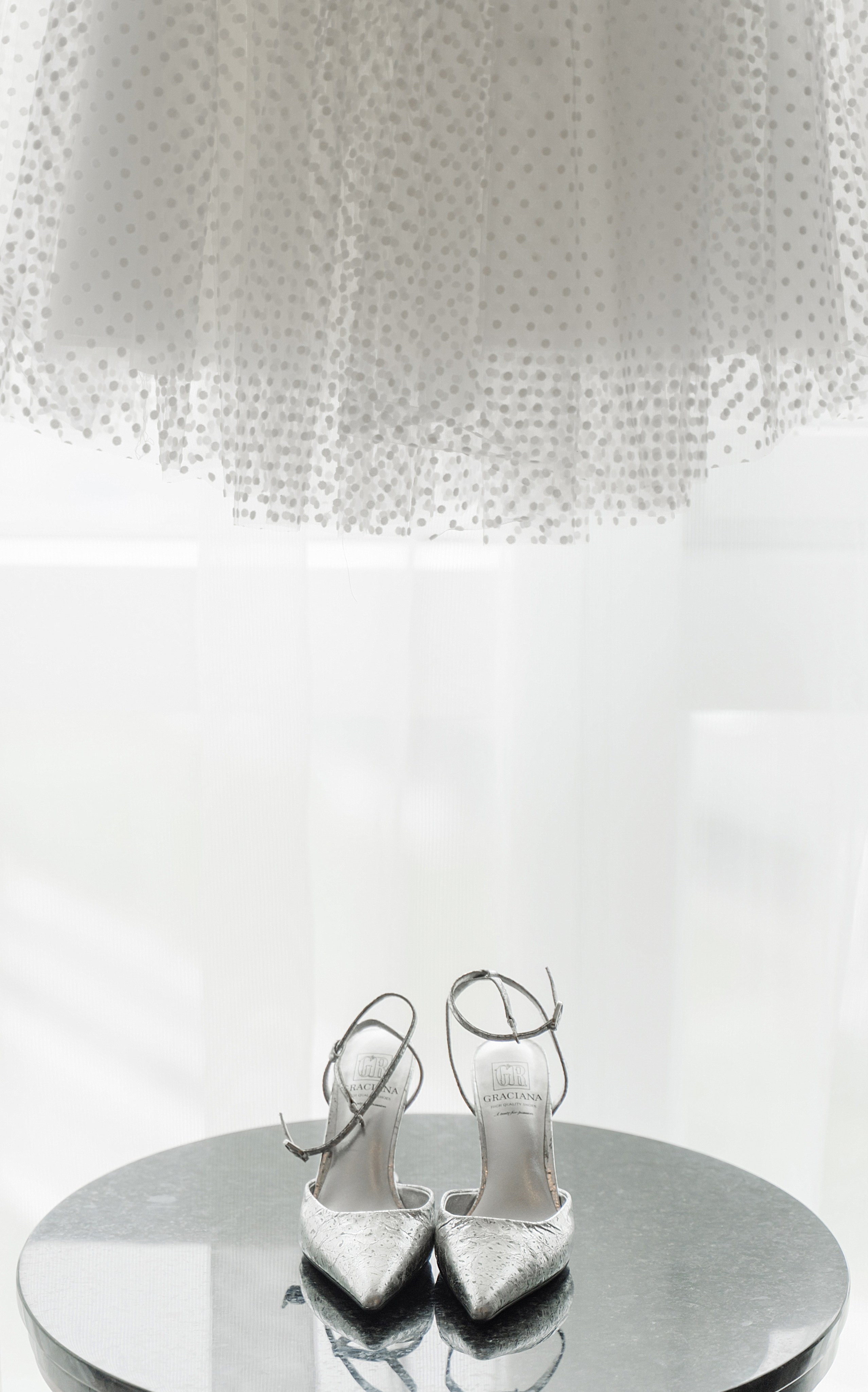 Иван и Изабелла «Веранда Отрадное». Свадебный фотограф