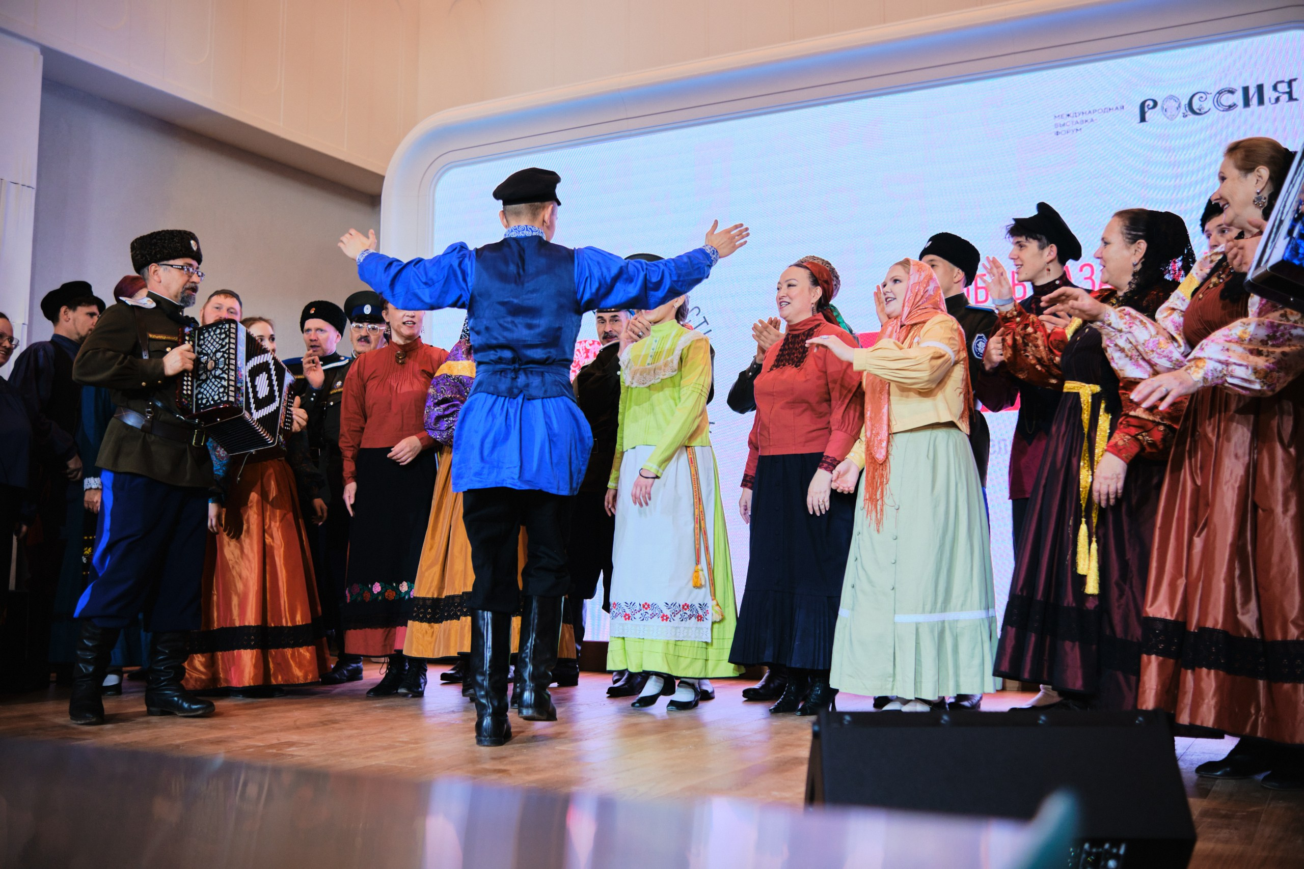 ВДНХ × Выставка «Россия». Матвей Яворский — фотограф в Челябинске