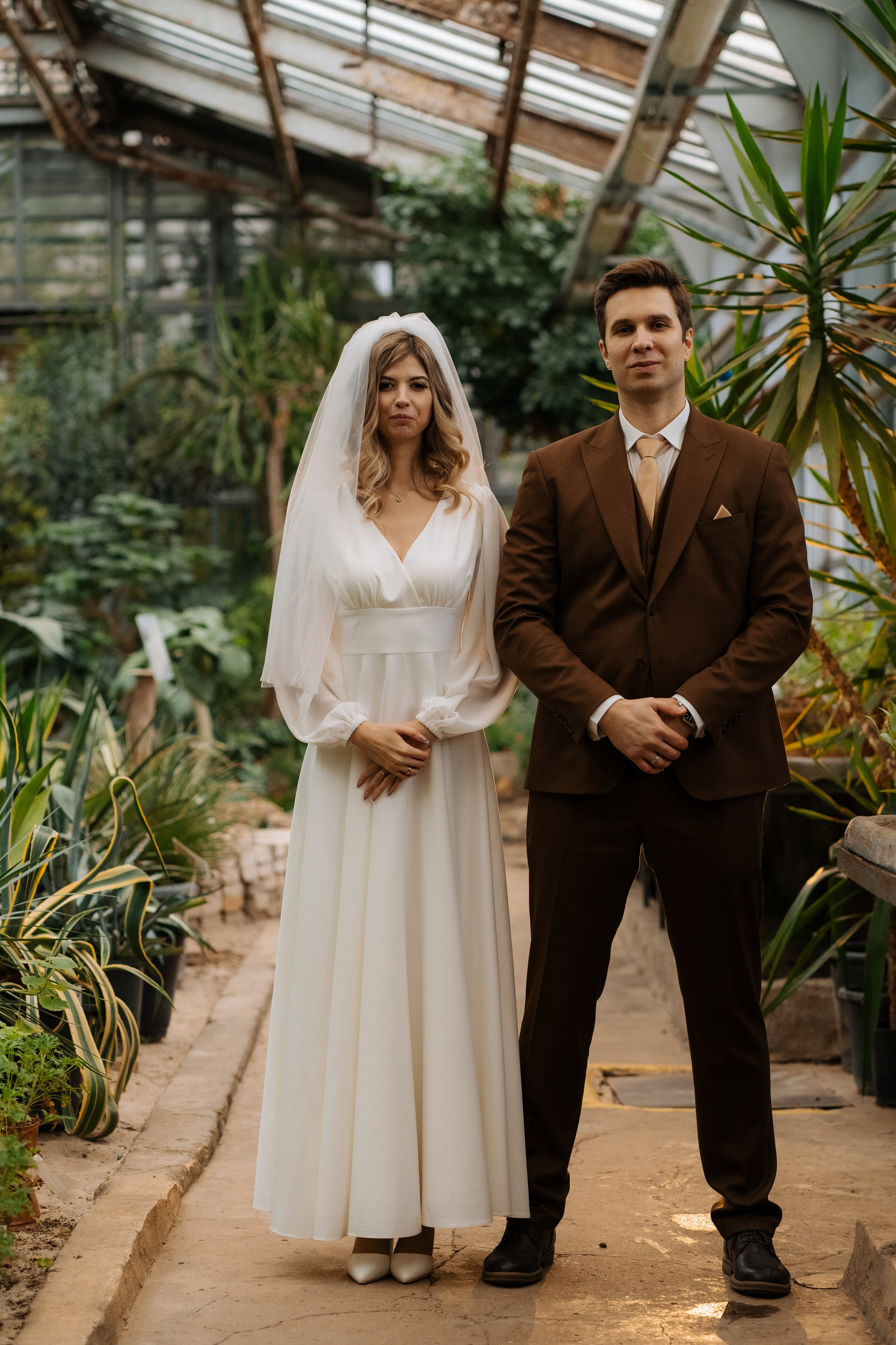 Свадебная фотосессия в оранжерее, Москва. Свадебный фотограф в Москве Анна Полушина