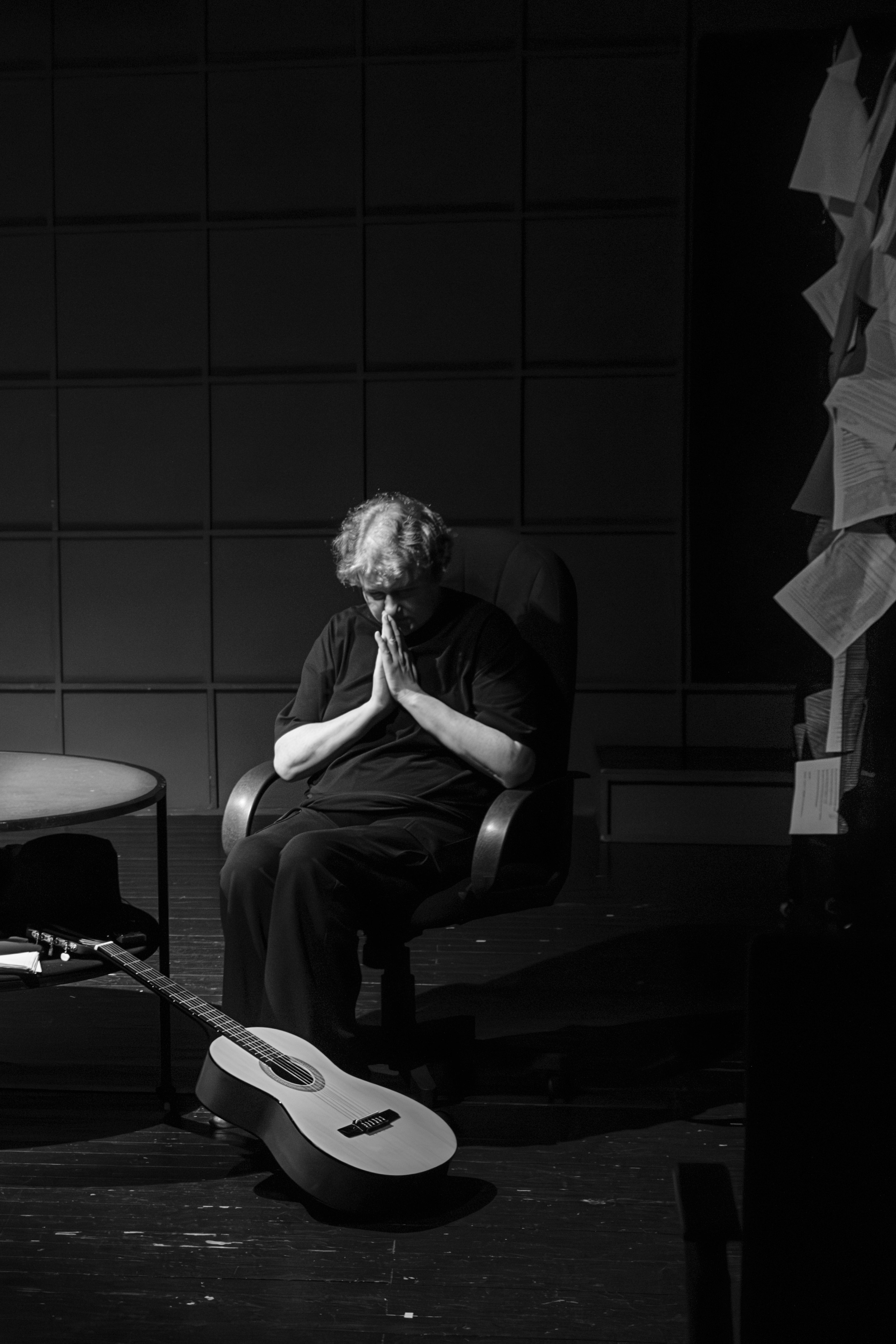 Репетиция спектакля «ДЫШИ!» в театре ЧЕЛОВЕК. Фотограф Денис Кулешов. Москва, Россия, Мир