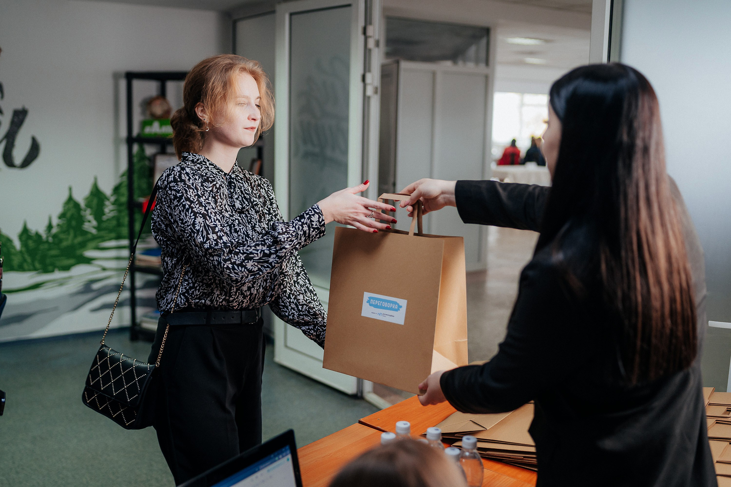 Переговорка от Росмолодёжь.Карьера. Репортажный (Event) фотограф в Барнауле | Даниил Маркин | Качество и вайб