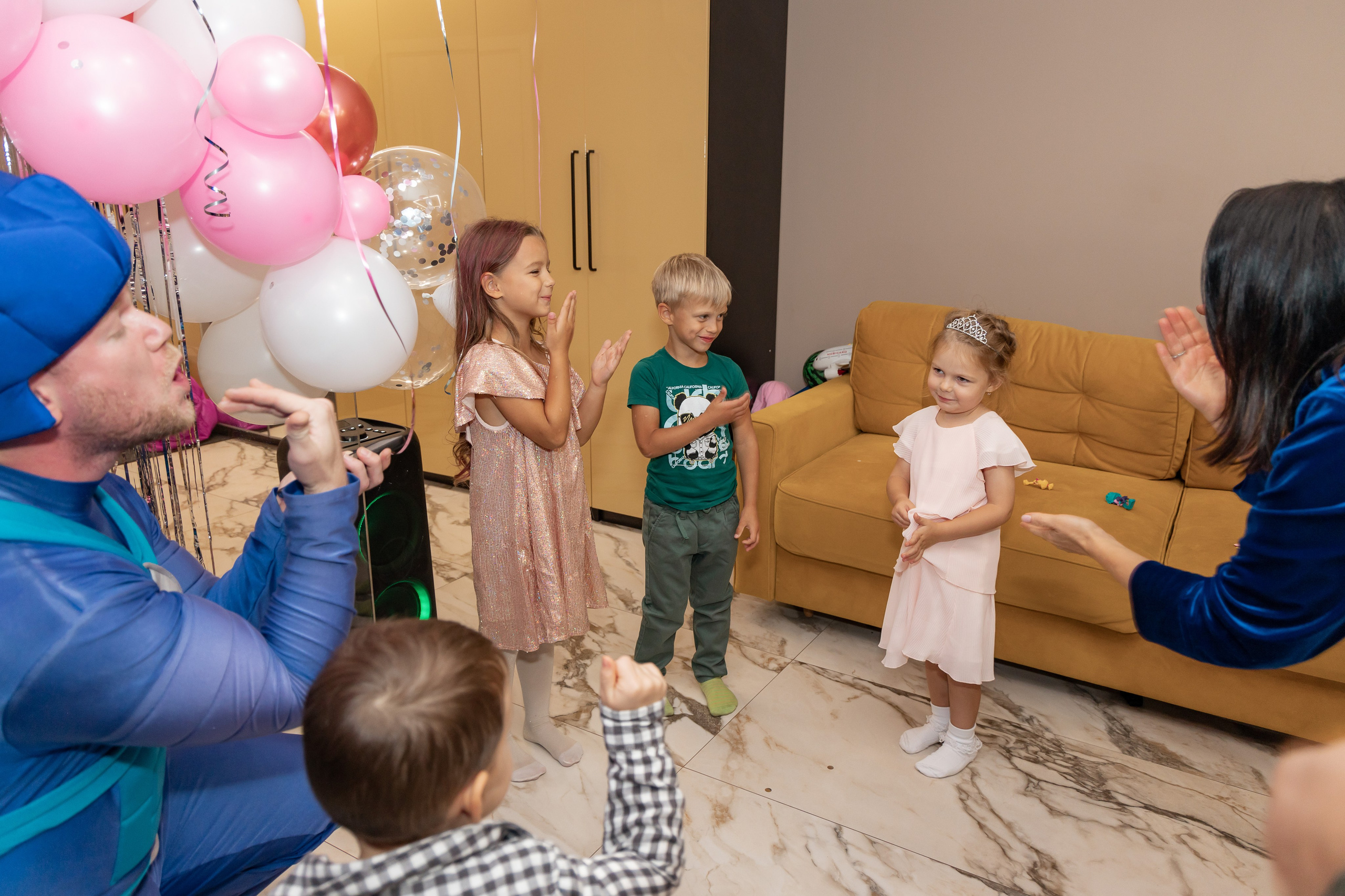 День Рождения в Доме. Свадебный фотограф в городе Подольск МО и Москва Крылова Ирина