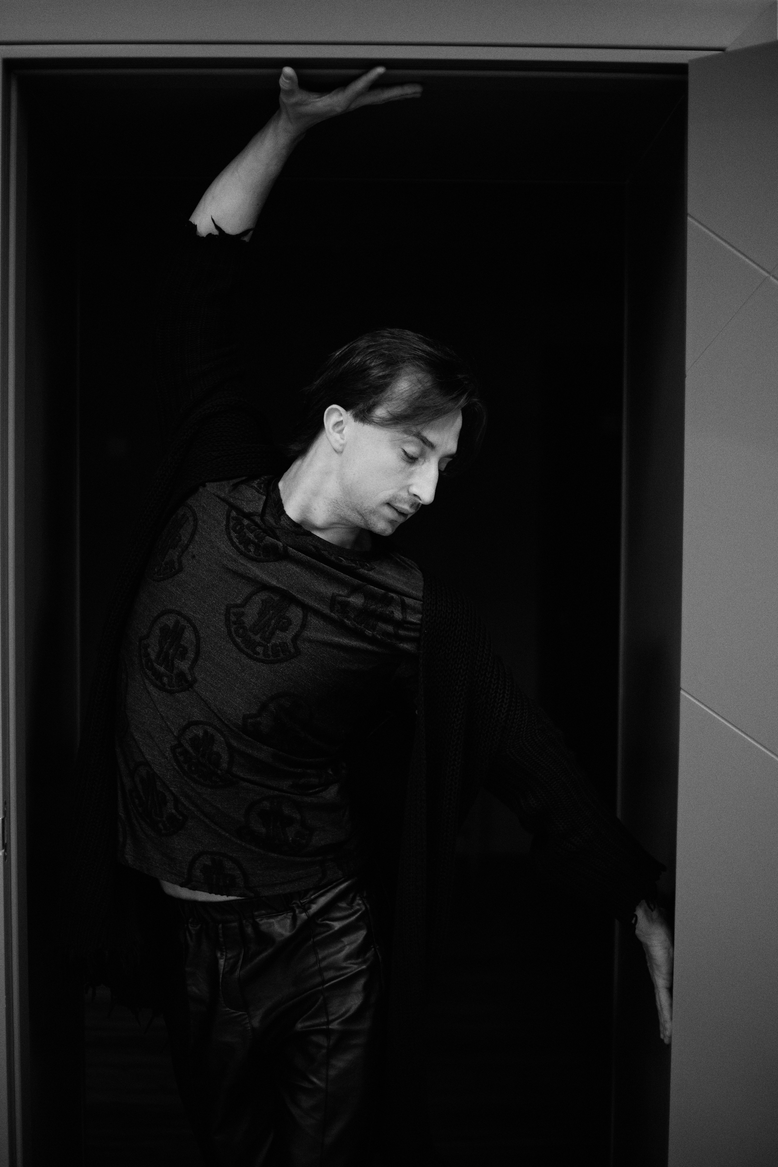 Фотосессия для профессионального танцора и режиссёра Данилы. Анна Потявина. Фотограф Москва